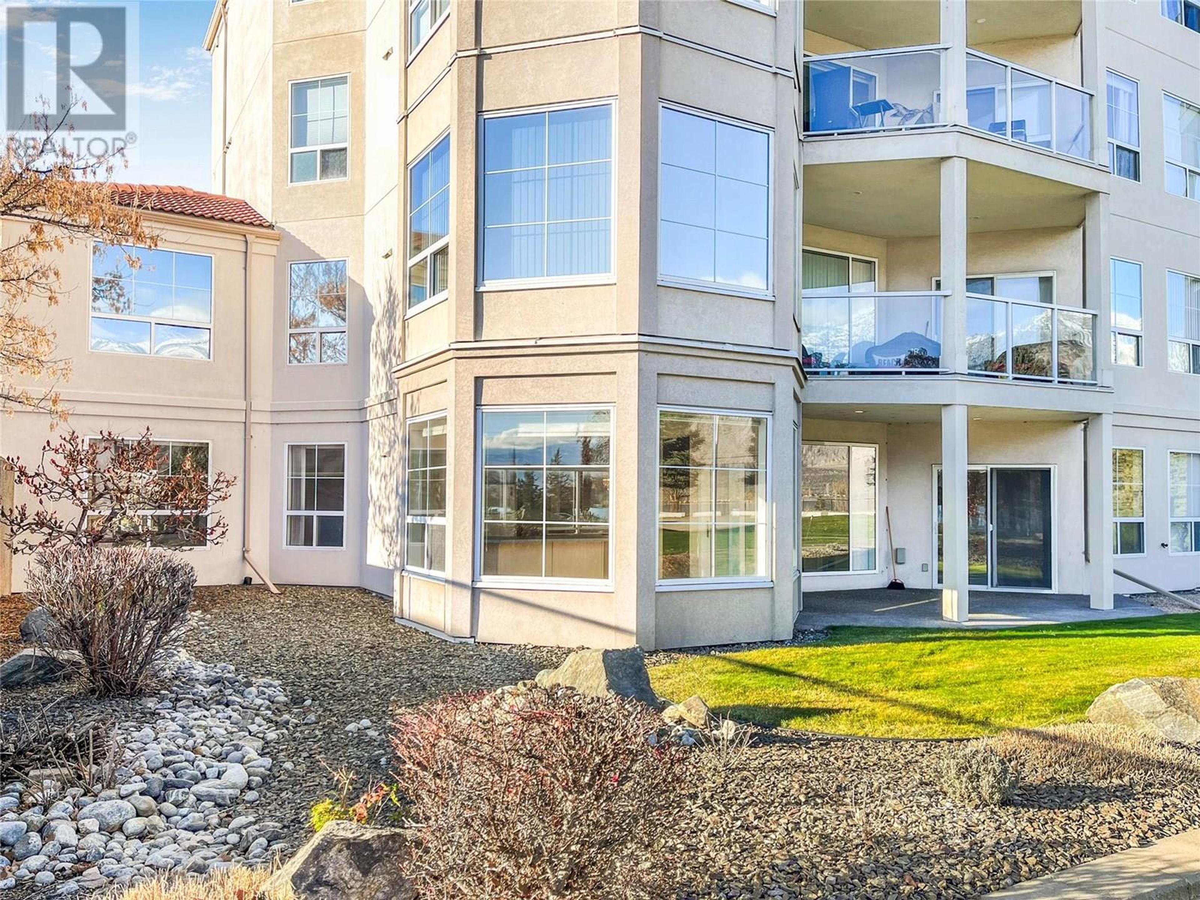 7801 SPARTAN Drive, Osoyoos - Exteriors - Photo 1