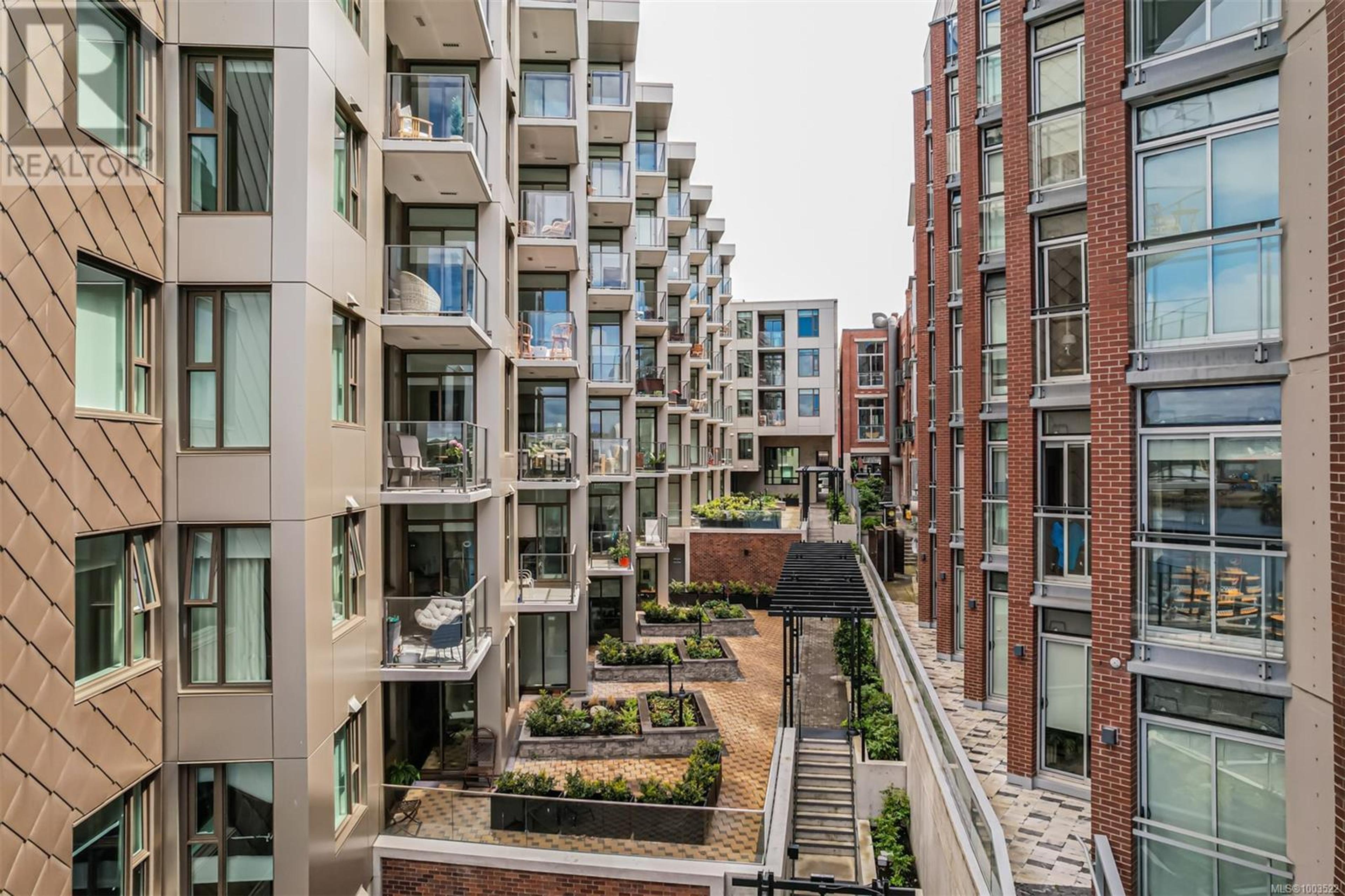 1628 Store St, Victoria - Exteriors - Full Complex View - Photo 4