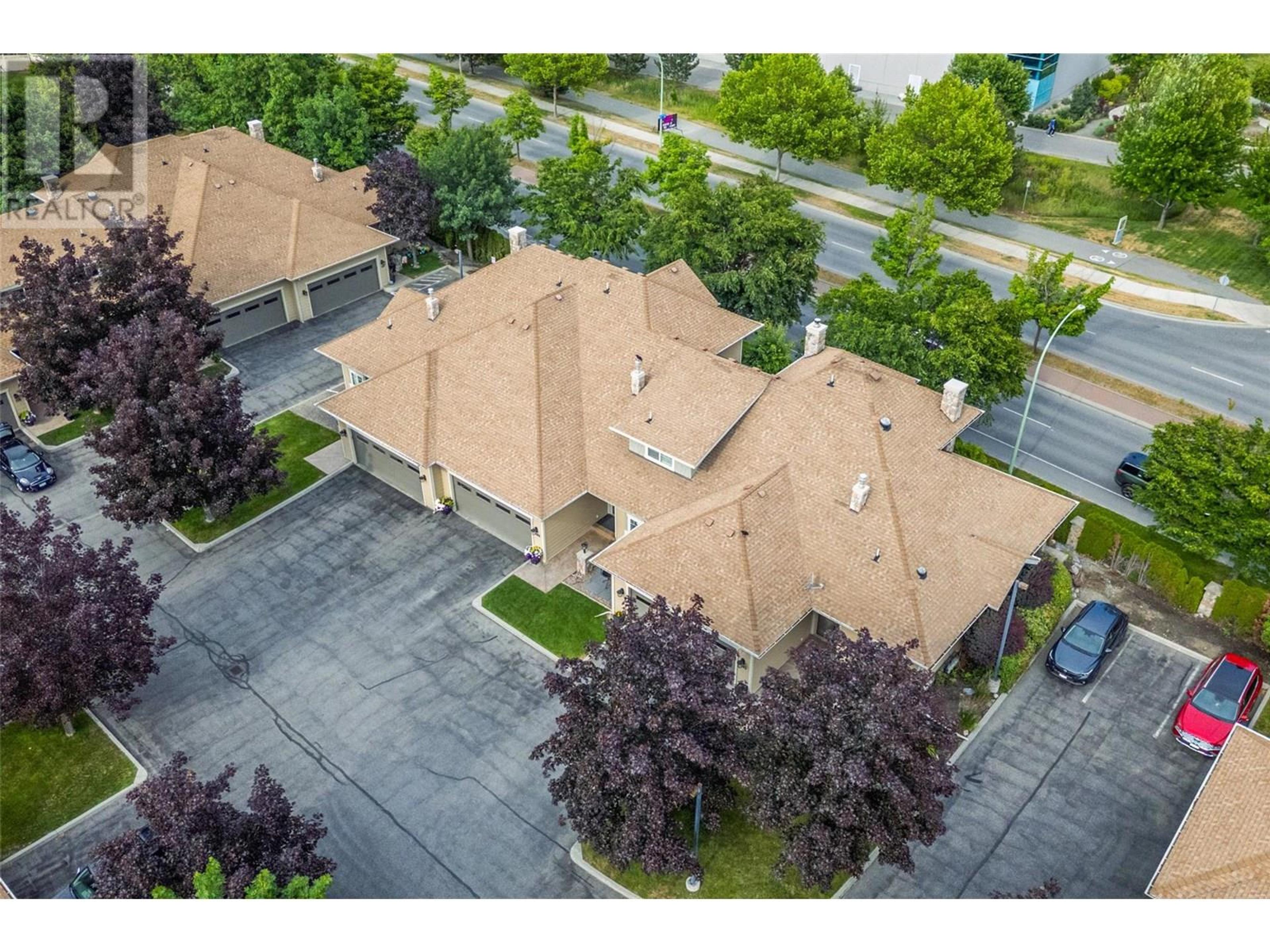 690 Lequime Road, Kelowna - Exteriors - Full Complex View, Drone/Aerial View - Photo 3