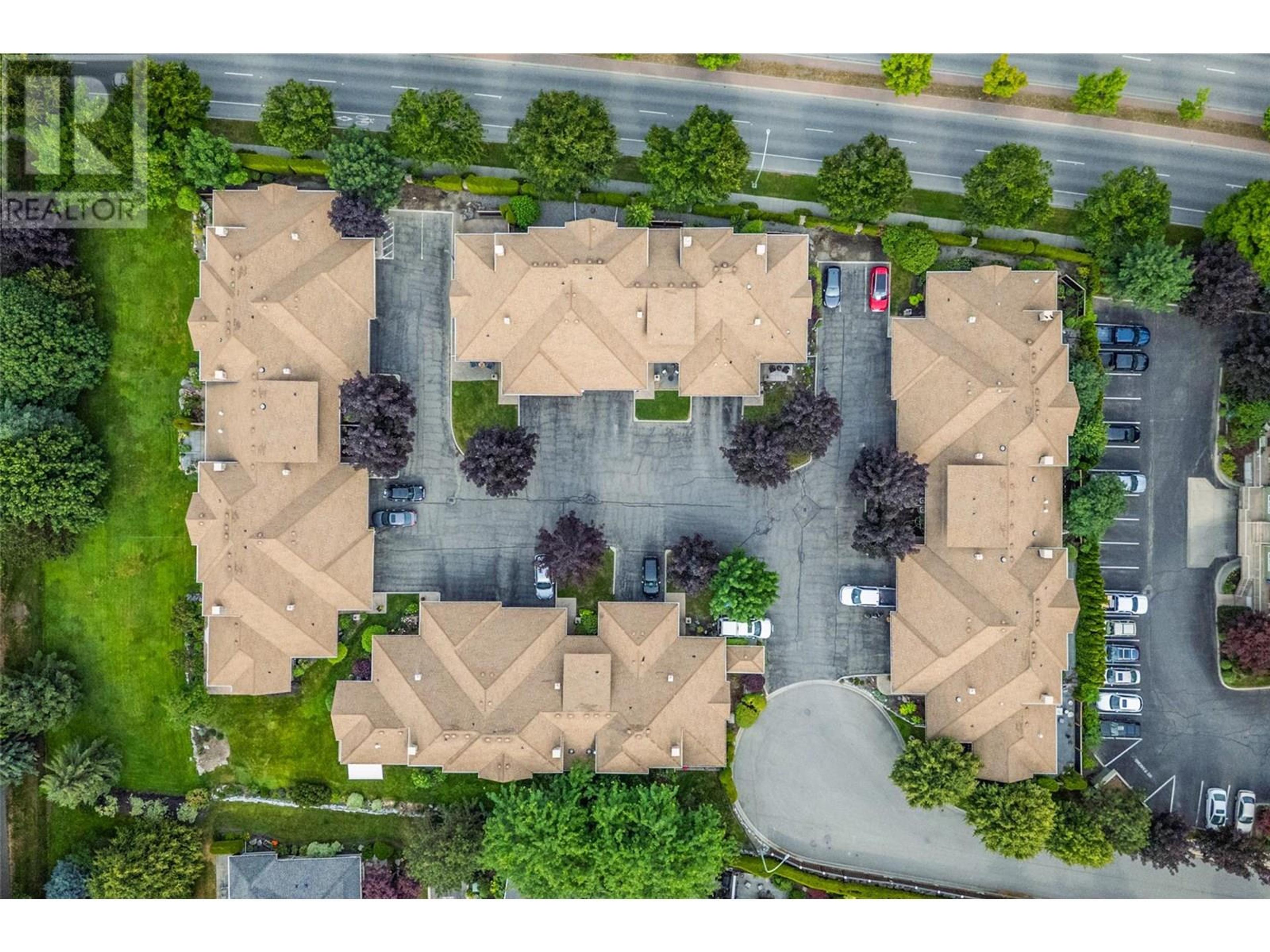 690 Lequime Road, Kelowna - Exteriors - Full Complex View, Drone/Aerial View - Photo 7