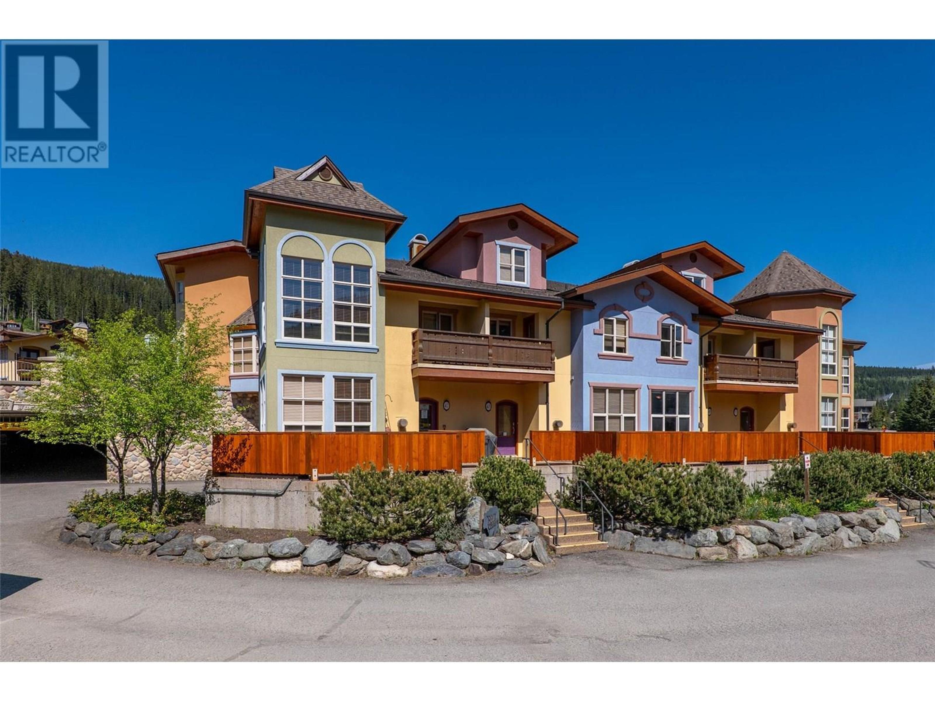 6005 Valley Drive, Sun Peaks - Exteriors - Full Complex View - Photo 1