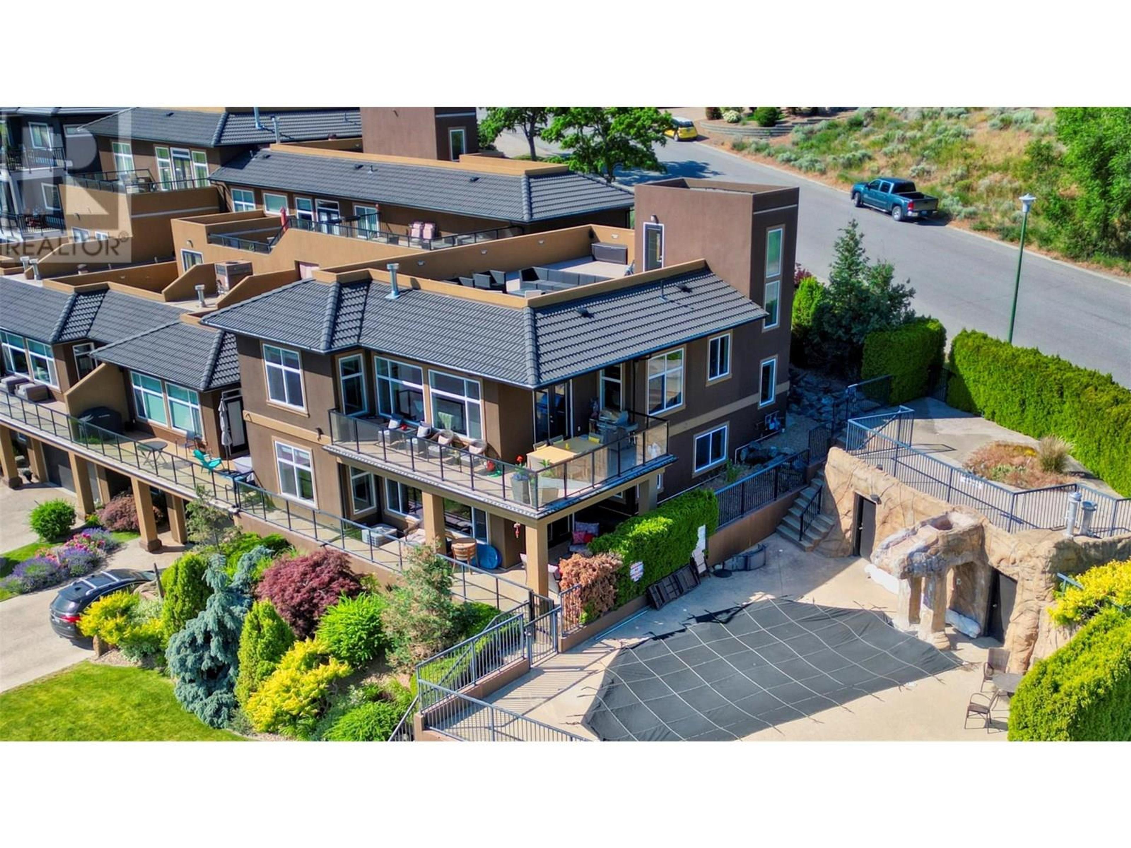 4214 GOLF COURSE Drive, Osoyoos - Exteriors - Full Complex View, Drone/Aerial View - Photo 3