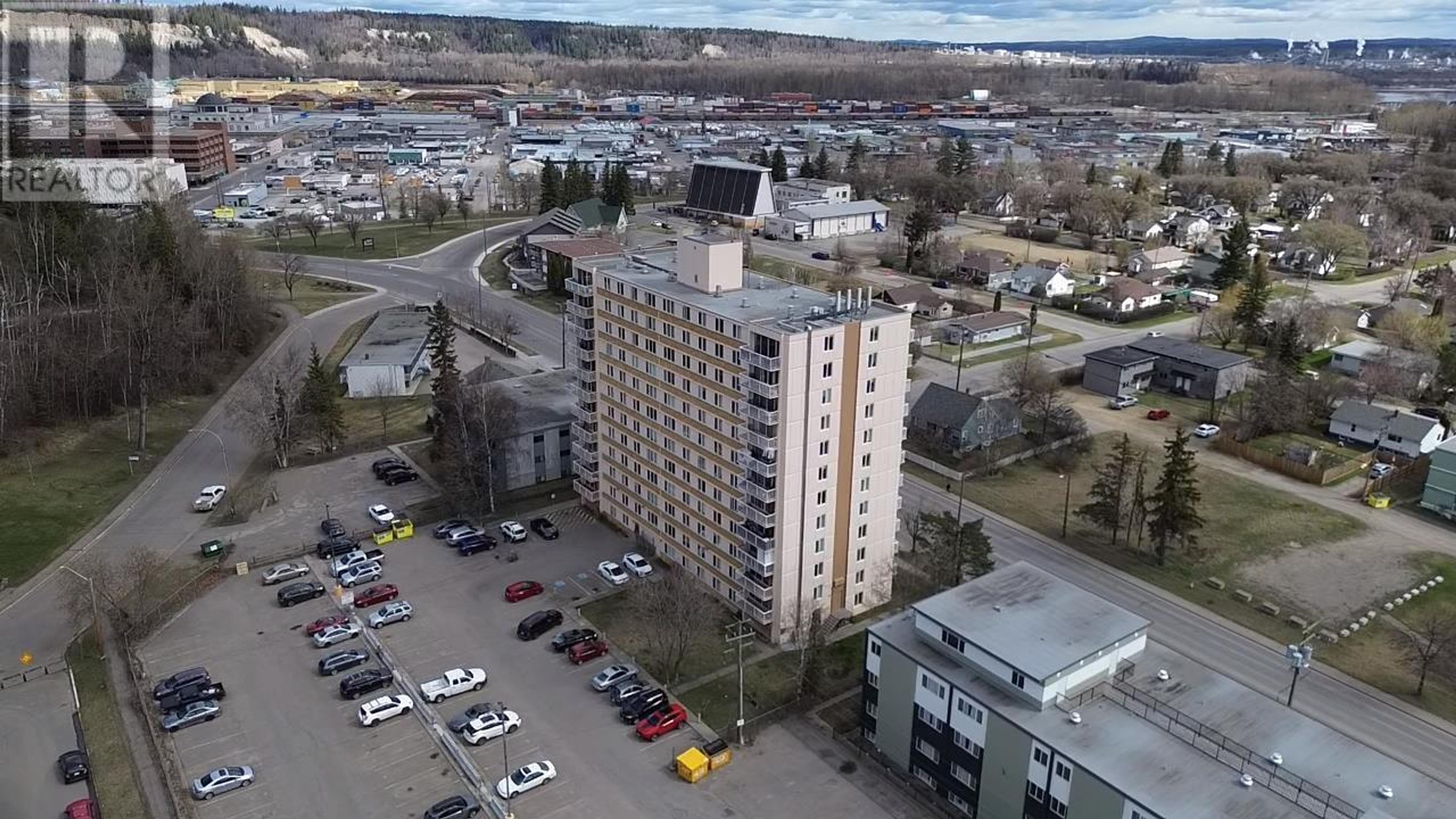 1501 QUEENSWAY, Prince George - Exteriors - Drone/Aerial View - Photo 3