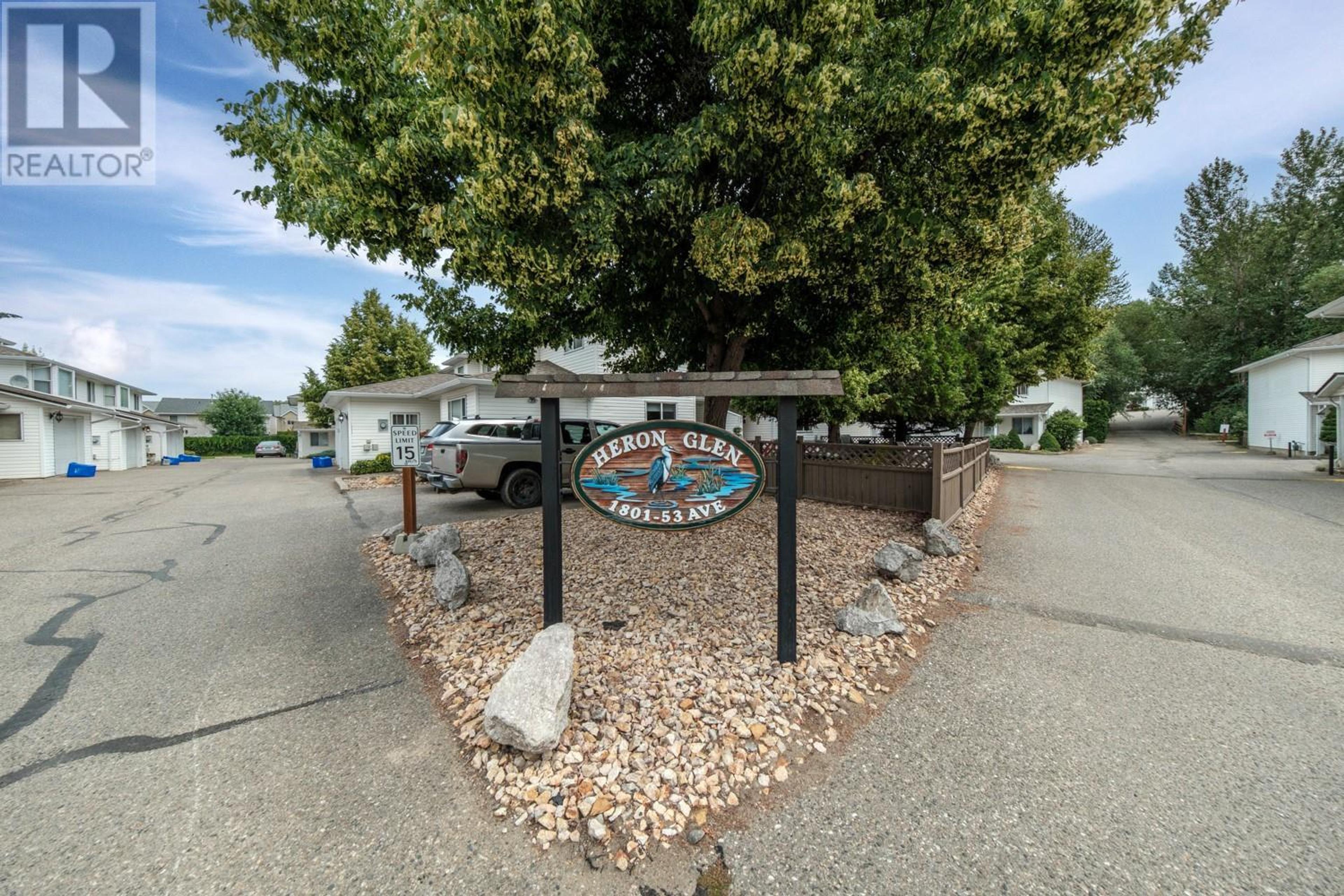 1801 53 Avenue, Vernon - Exteriors - Full Complex View - Photo 2