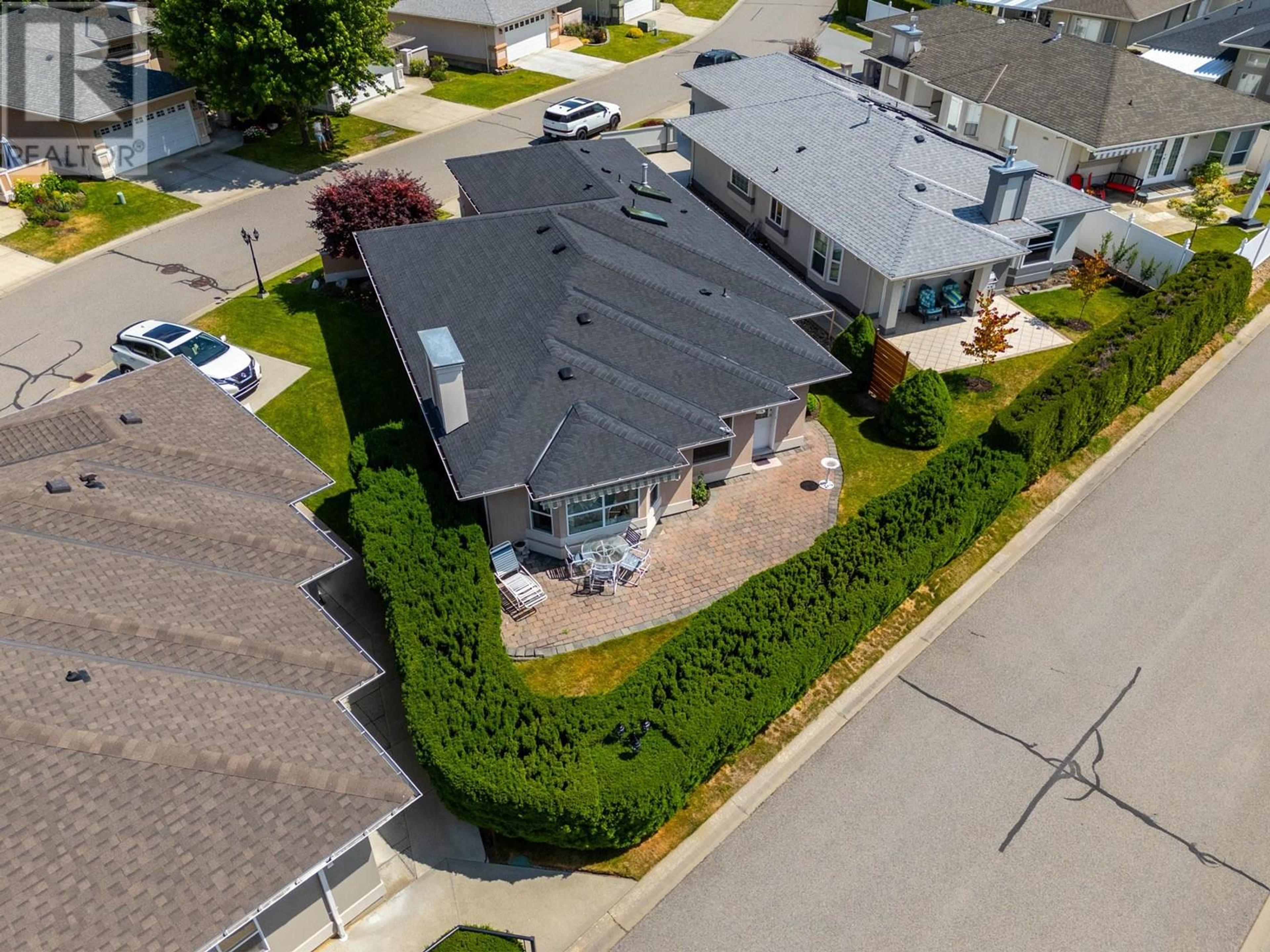 3788 Bird Place, Kelowna - Exteriors - Drone/Aerial View - Photo 8