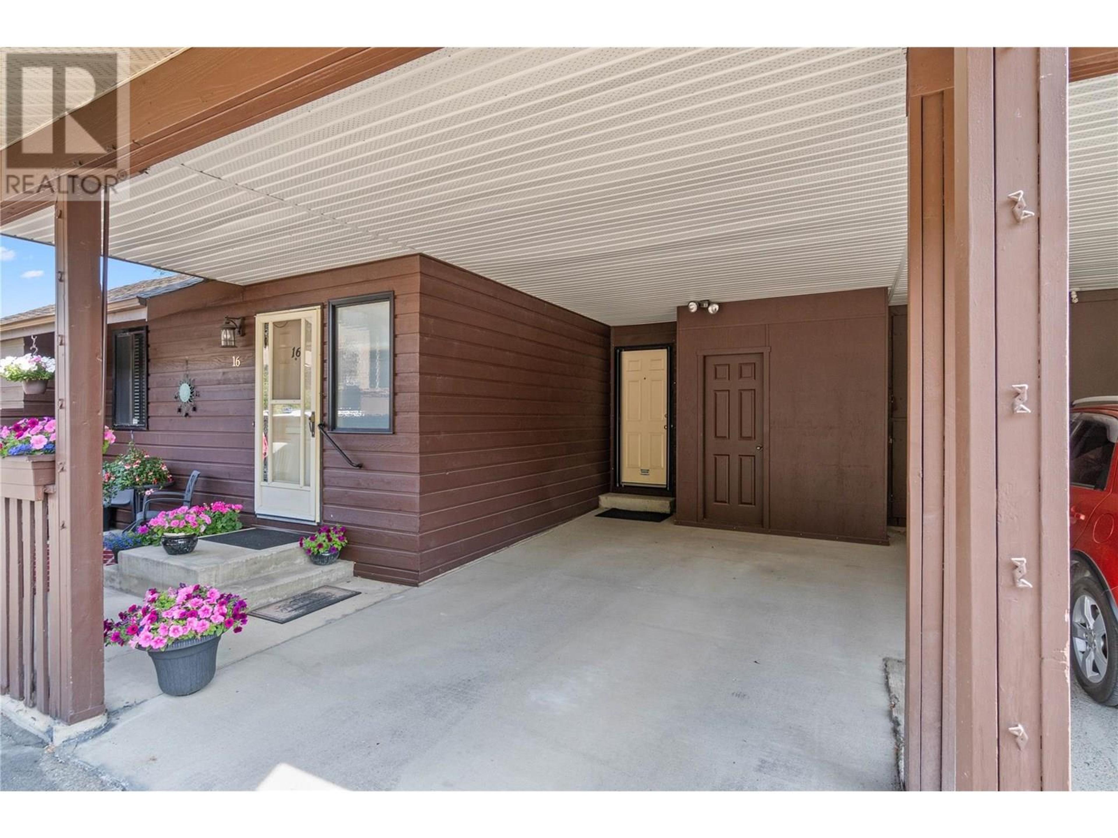 1155 Hugh Allan Drive, Kamloops - Exteriors - Photo 2