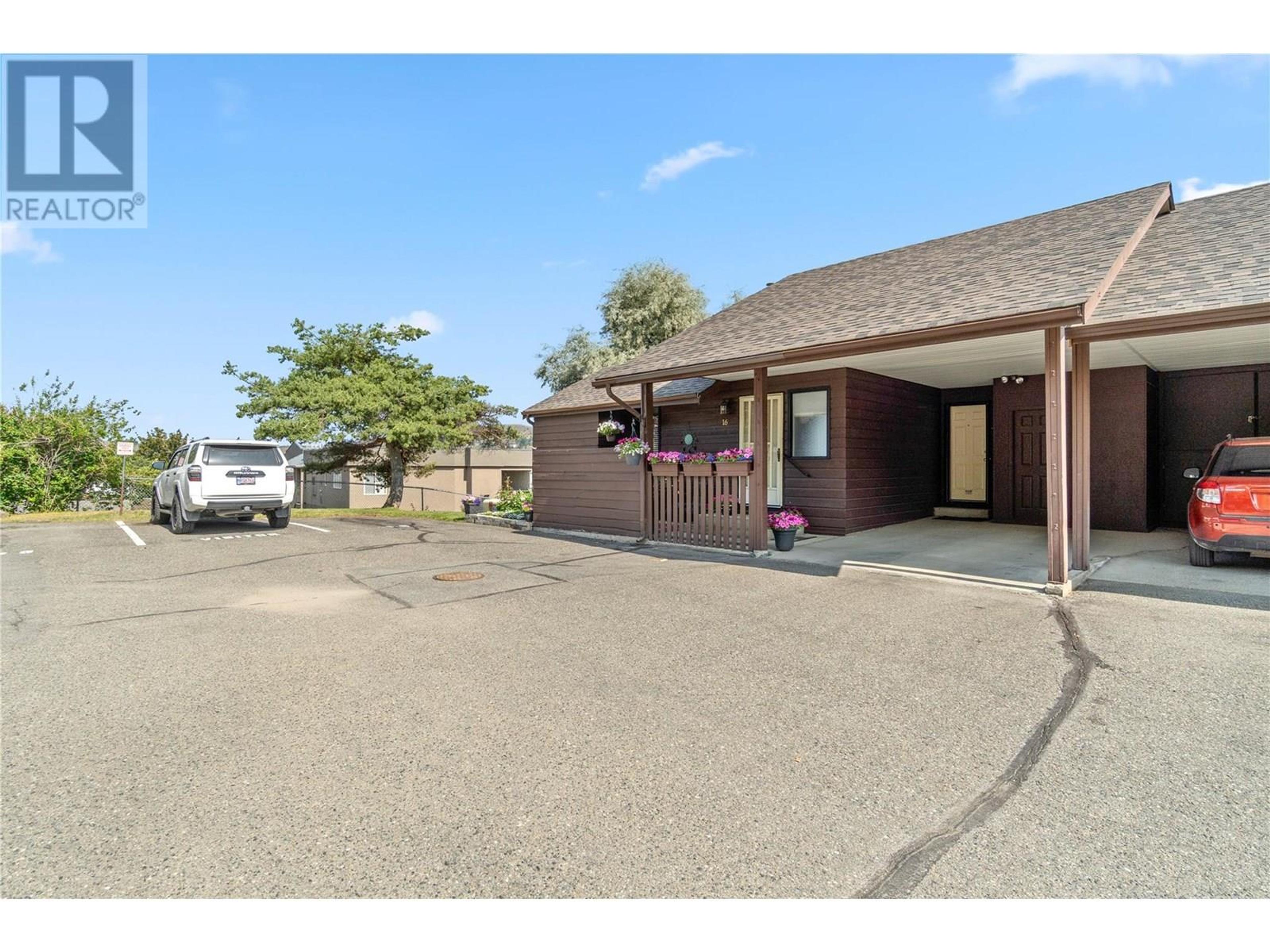 1155 Hugh Allan Drive, Kamloops - Exteriors - Photo 4