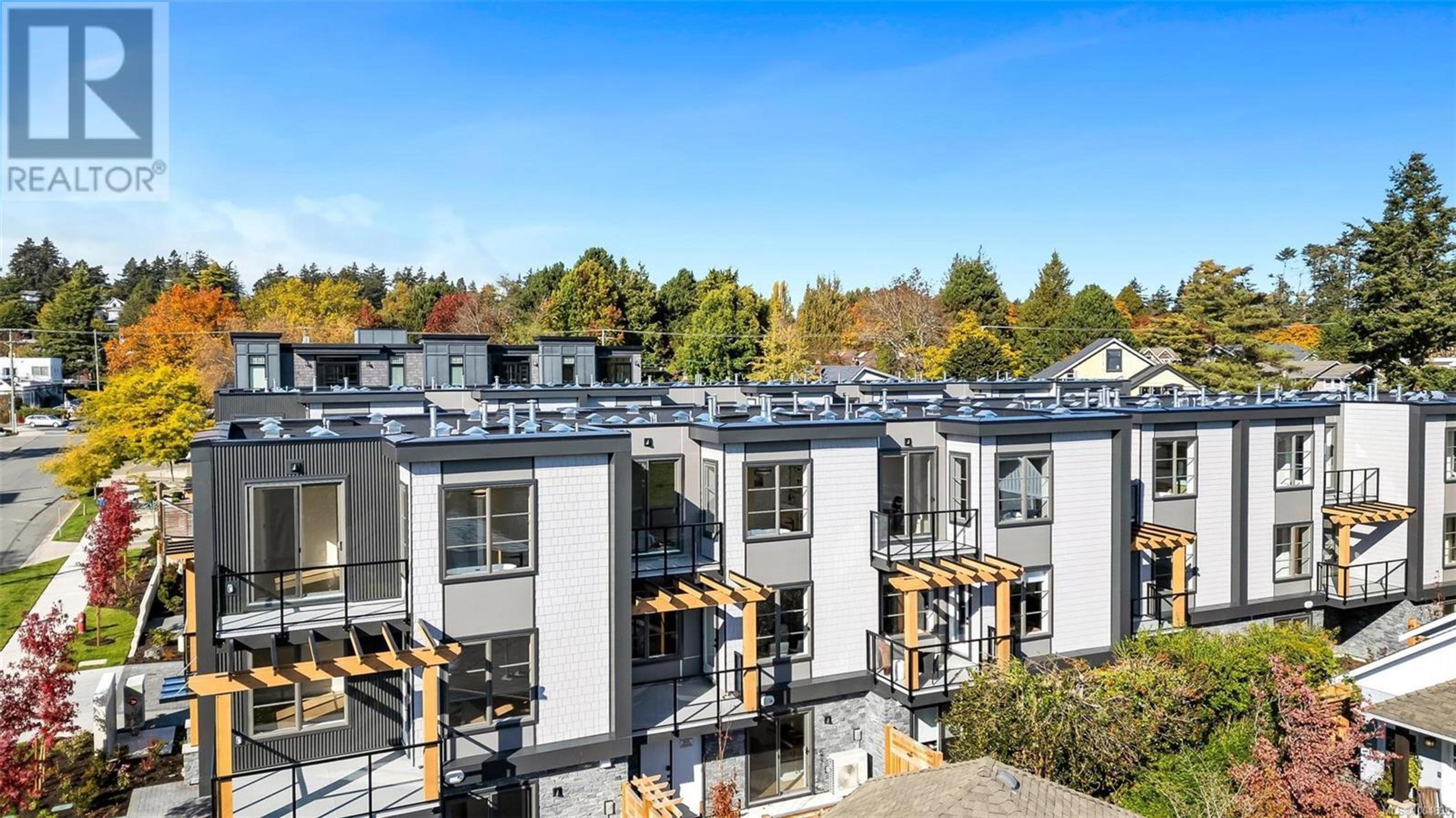 2590 Penrhyn St, Saanich - Exteriors - Full Complex View, Drone/Aerial View - Photo 5