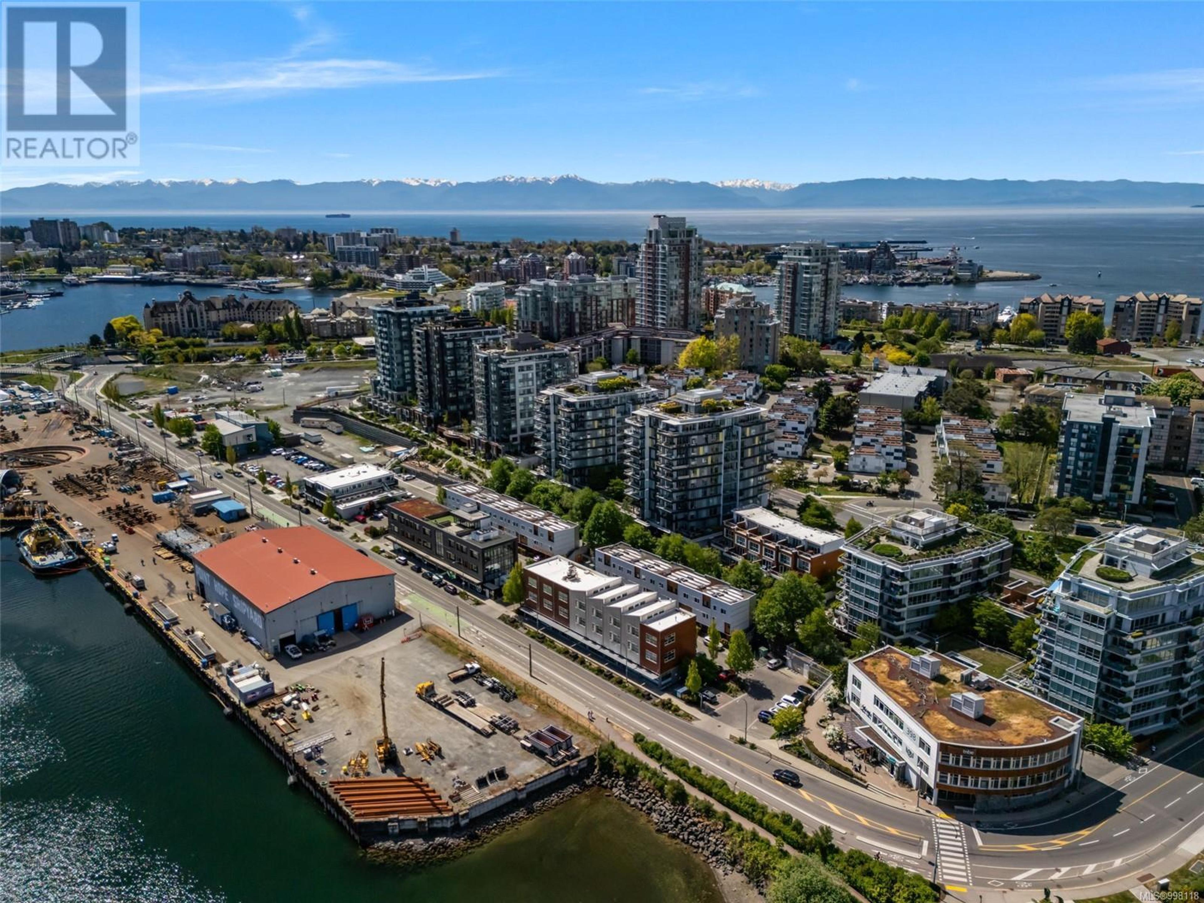 388 Harbour Rd, Victoria - Exteriors - Full Complex View, Drone/Aerial View - Photo 2