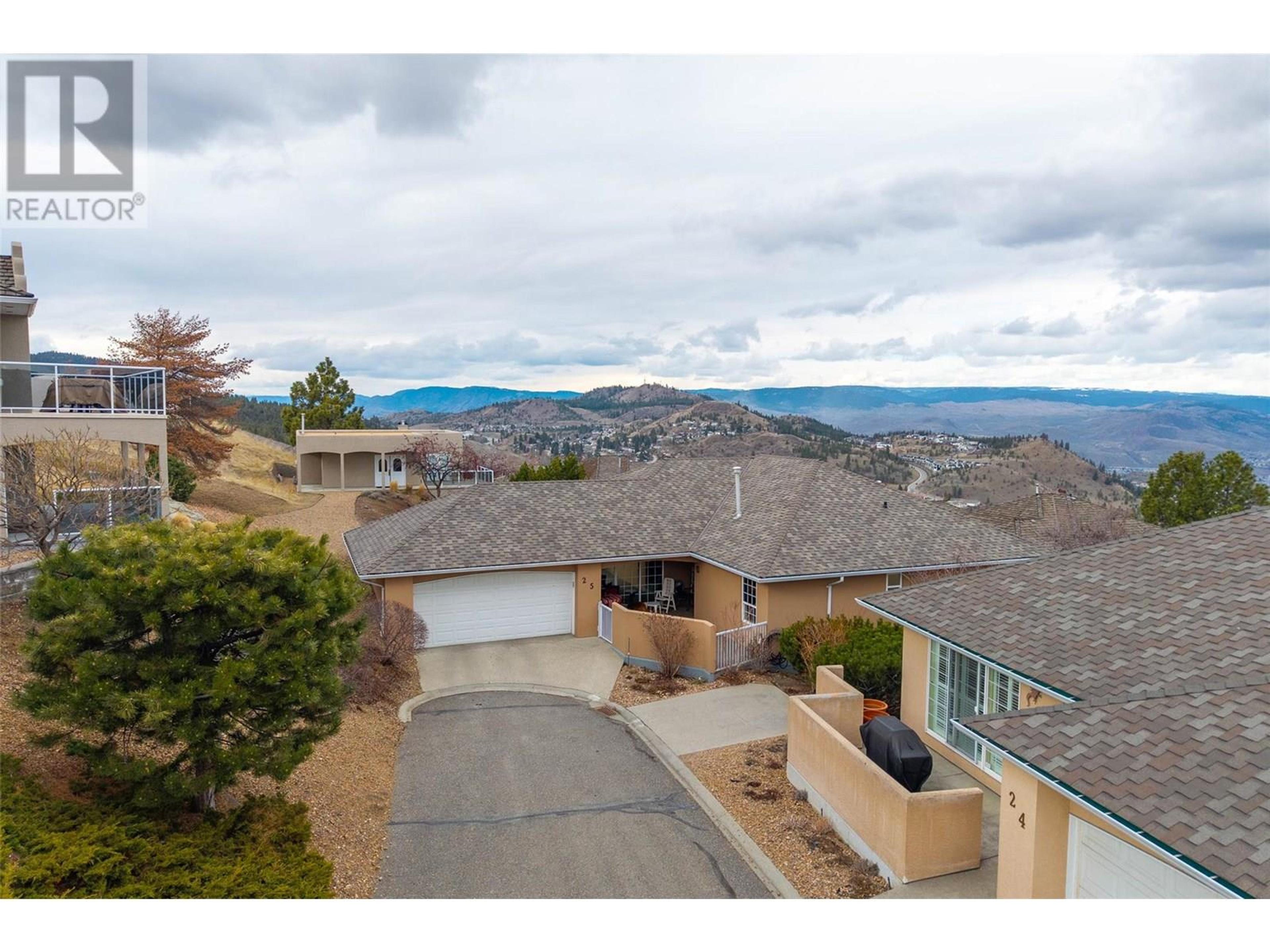 2080 Pacific Way, Kamloops - Exteriors - Full Complex View - Photo 7