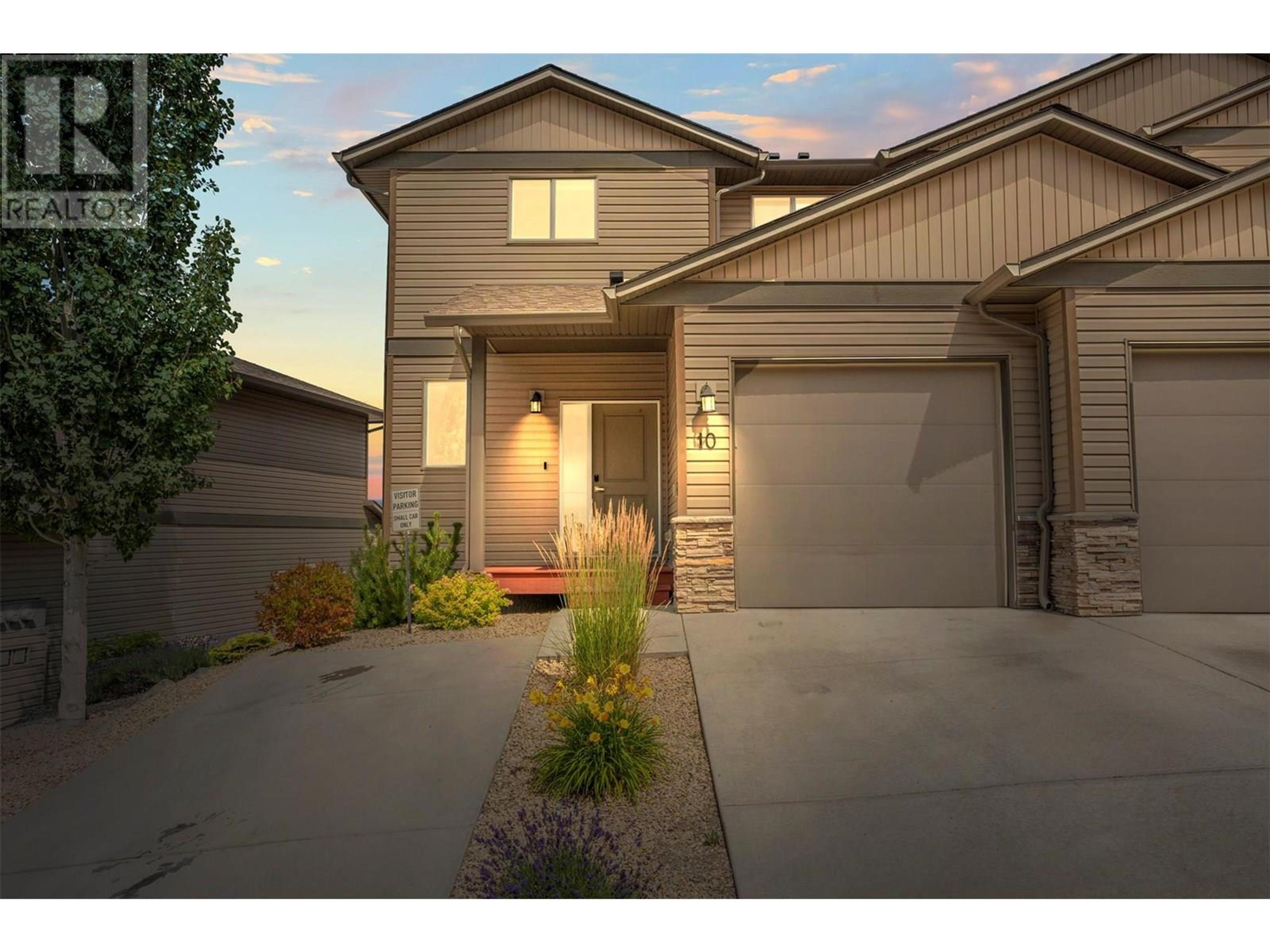 933 Mt Robson Place, Vernon - Exteriors - Photo 1