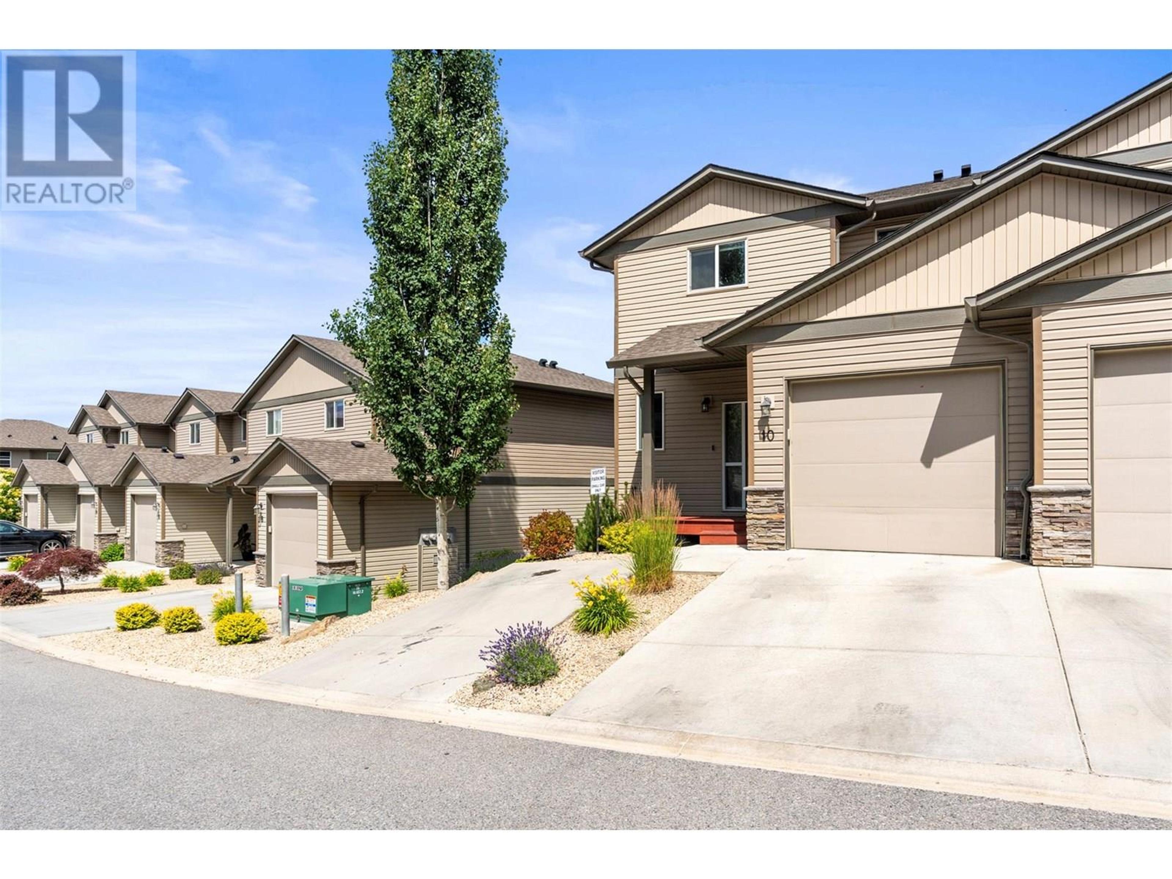 933 Mt Robson Place, Vernon - Exteriors - Full Complex View - Photo 2