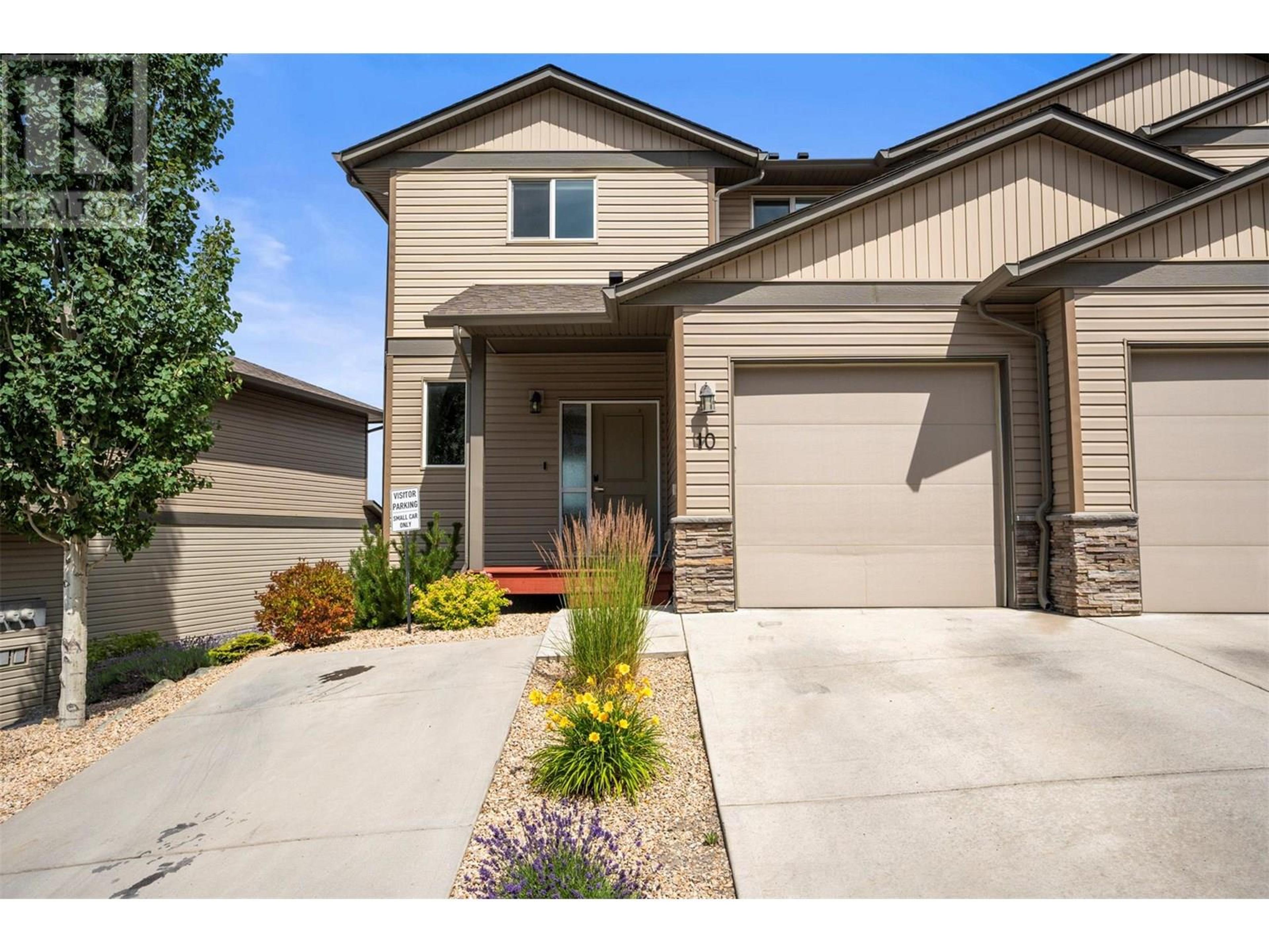 933 Mt Robson Place, Vernon - Exteriors - Photo 4