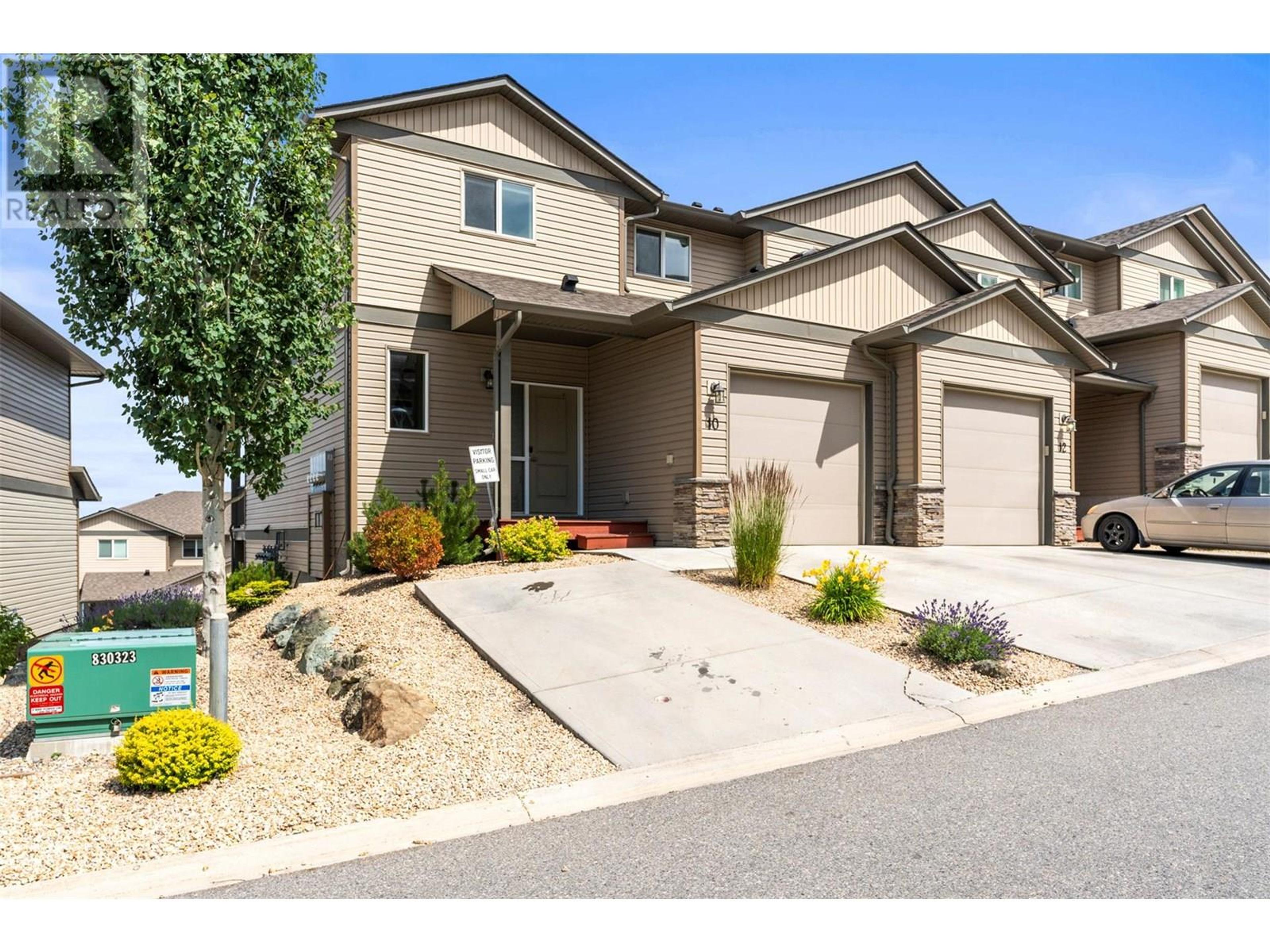 933 Mt Robson Place, Vernon - Exteriors - Full Complex View - Photo 9