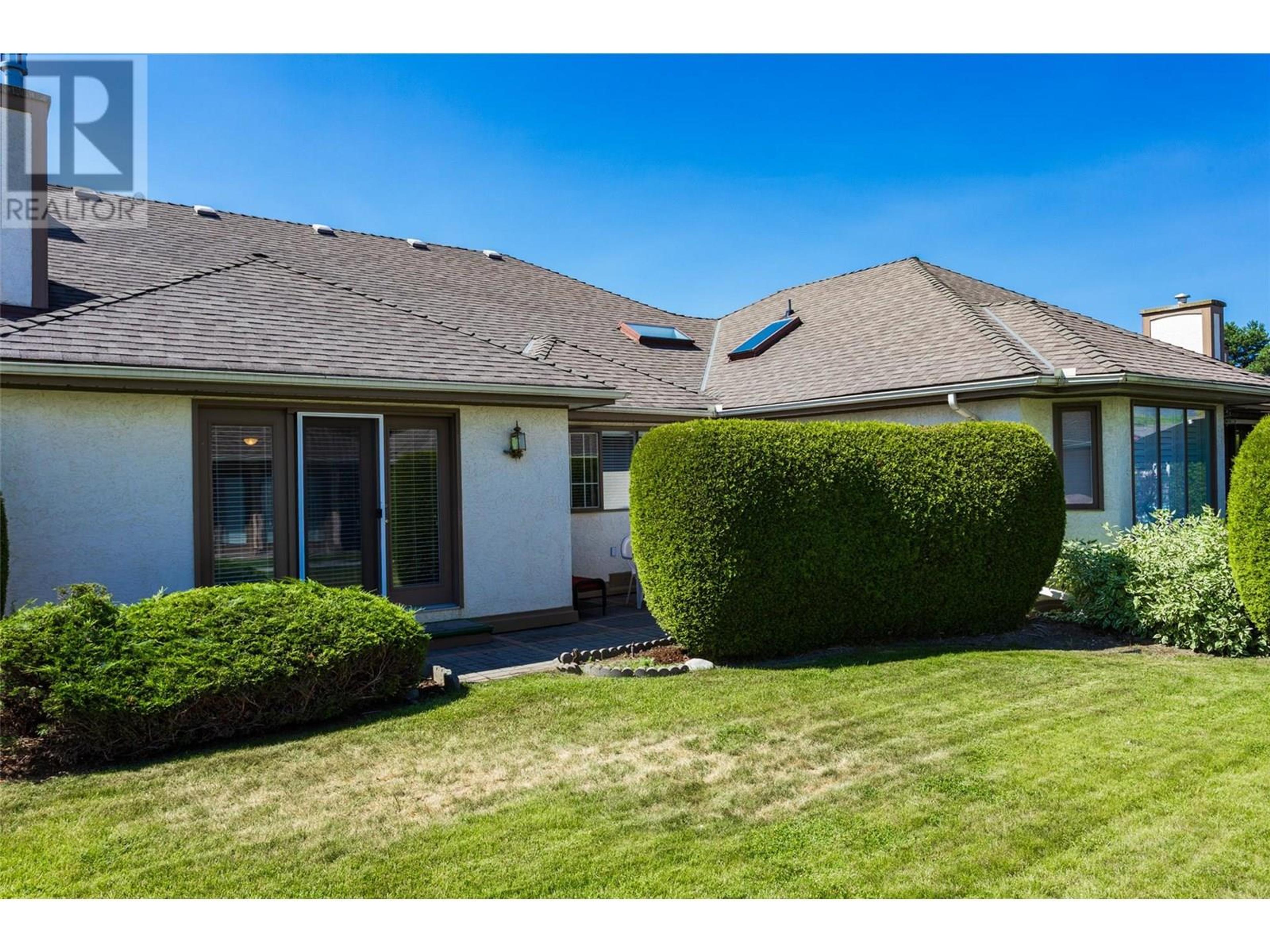 950 Lanfranco Road, Kelowna - Exteriors - Full Complex View - Photo 2