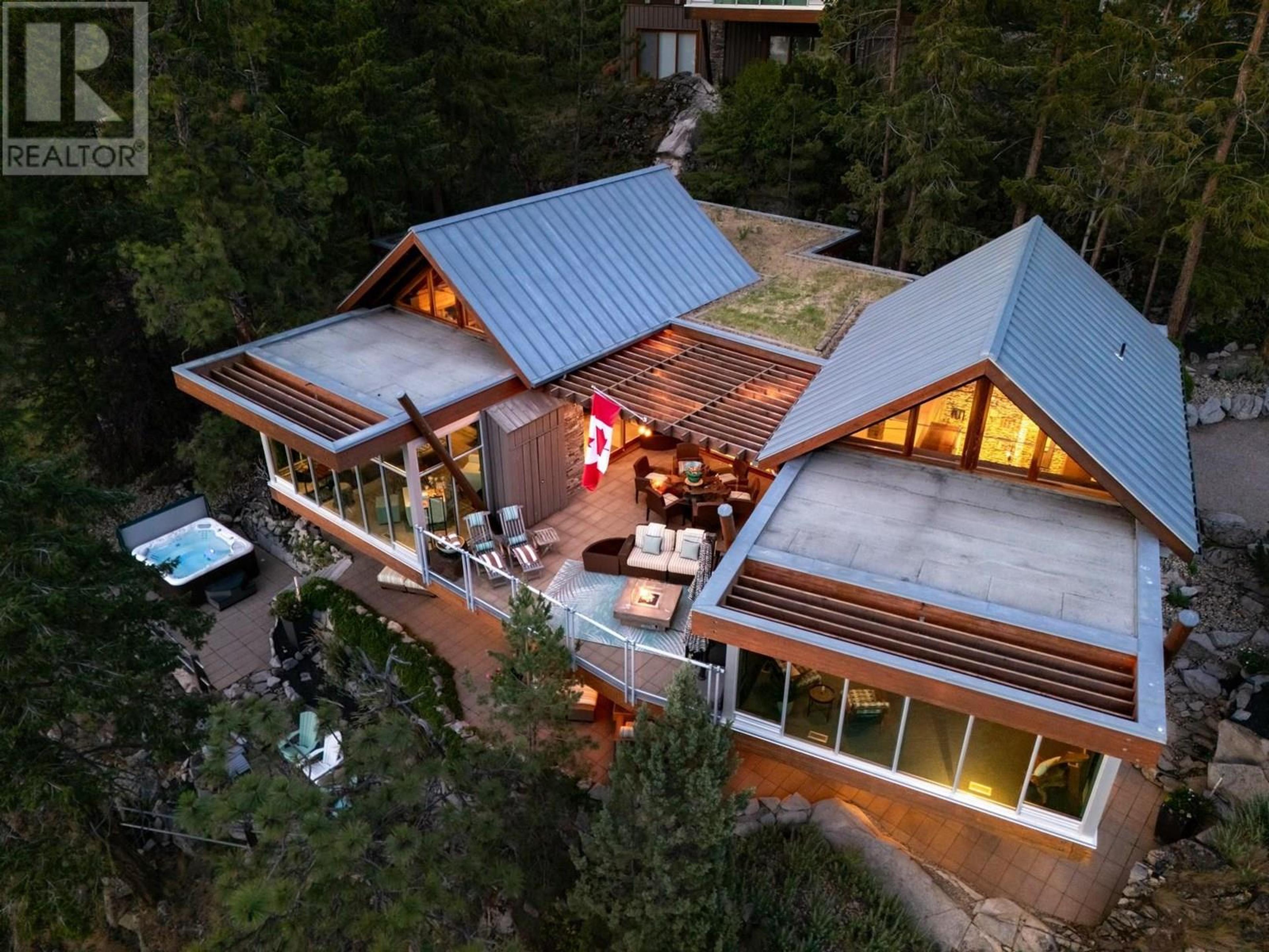 9845 Eastside Road, Vernon - Exteriors - Drone/Aerial View - Photo 1