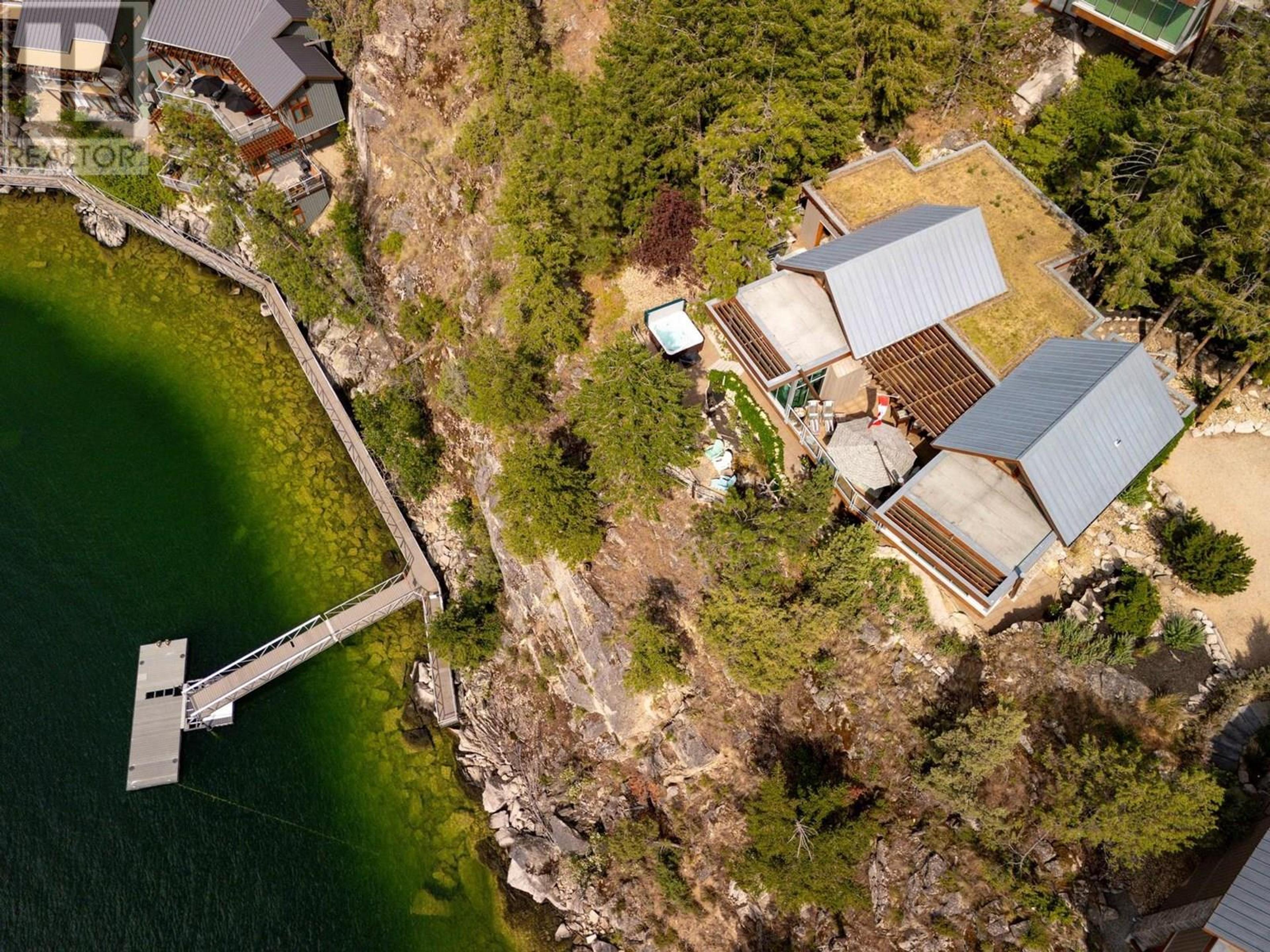 9845 Eastside Road, Vernon - Exteriors - Drone/Aerial View - Photo 8