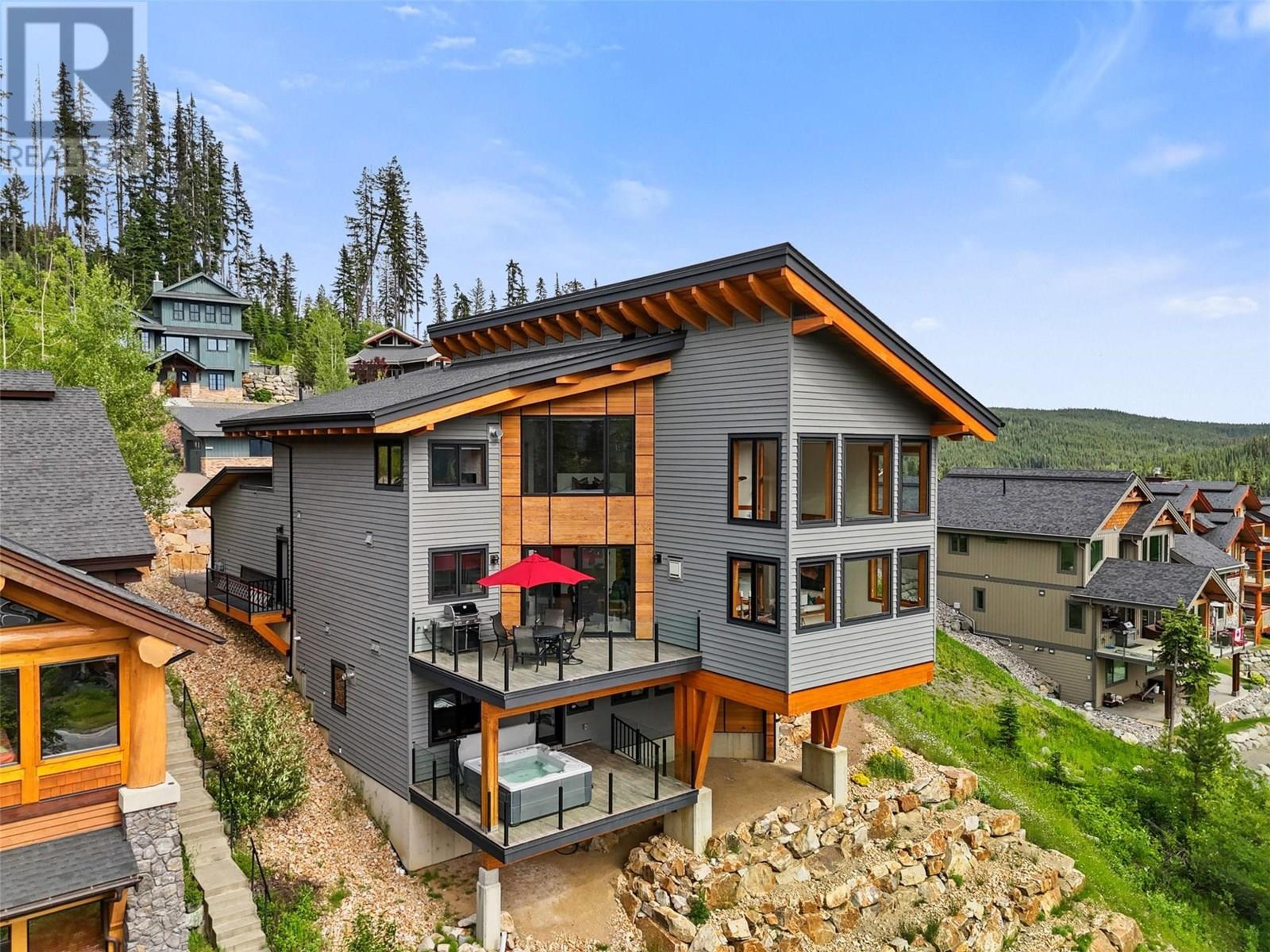 4249 Bella Vista Drive, Sun Peaks - Exteriors - Photo 2