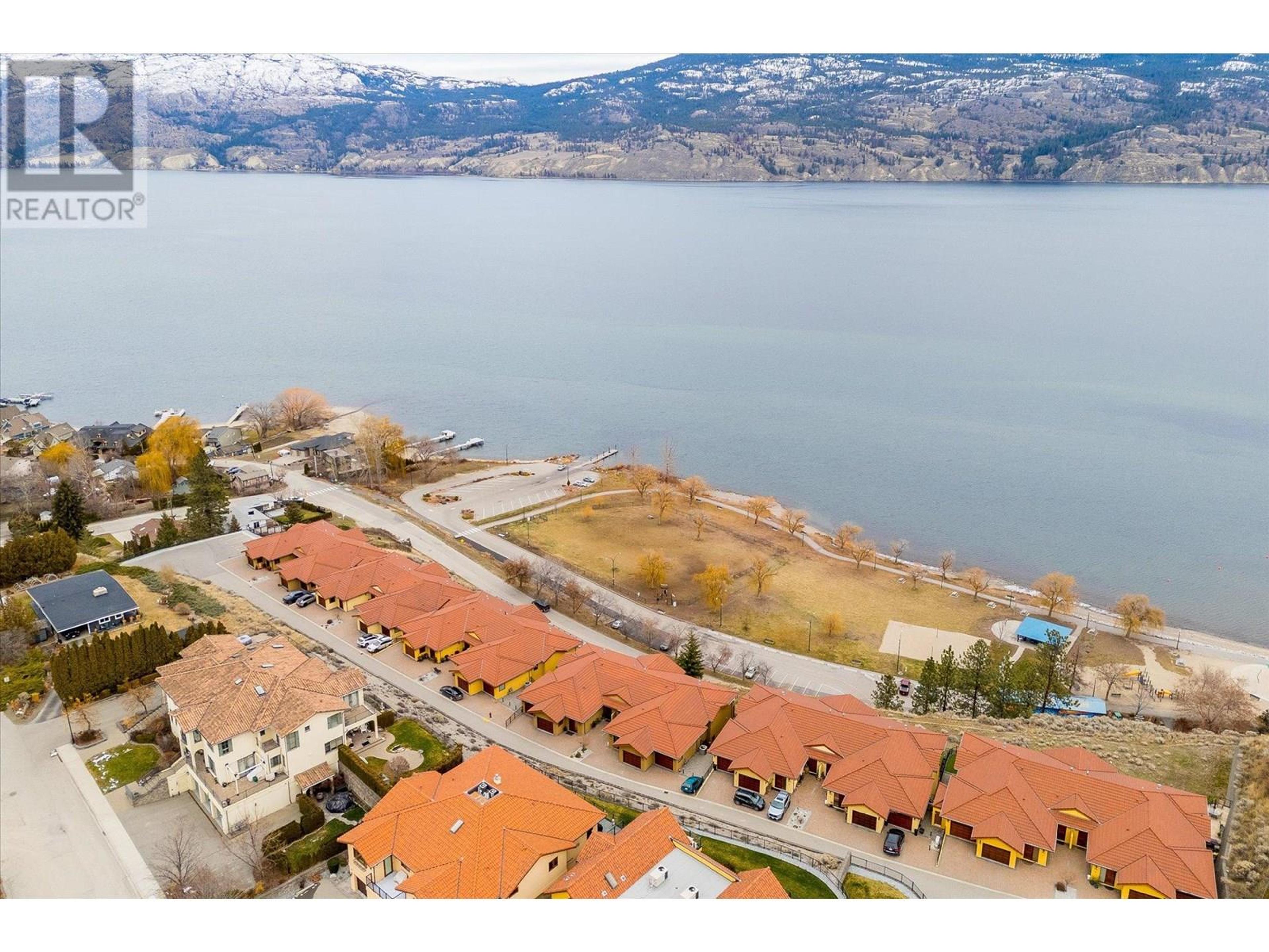 14419 Downton Avenue, Summerland - Exteriors - Full Complex View, Drone/Aerial View - Photo 7