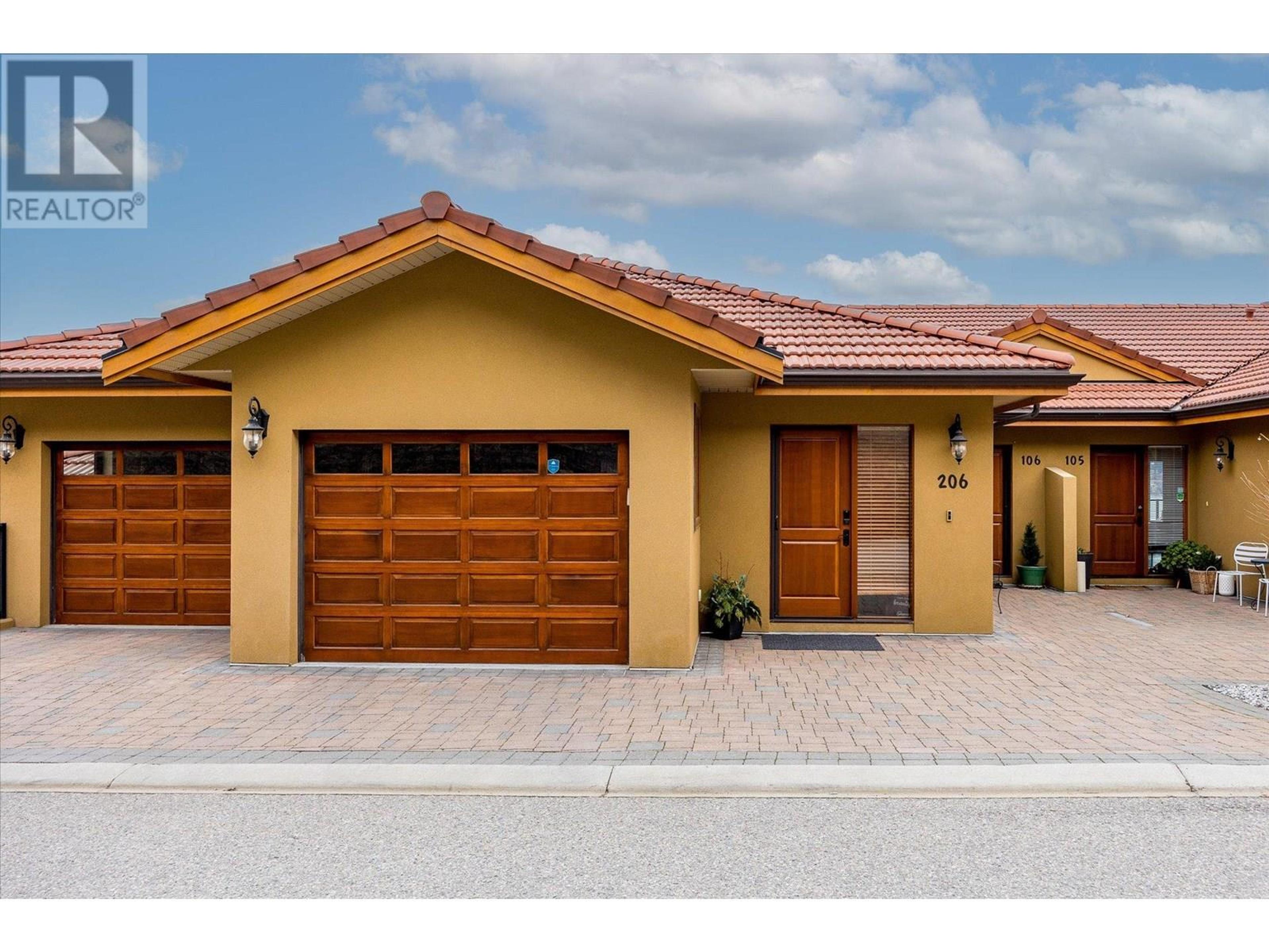 14419 Downton Avenue, Summerland - Exteriors - Photo 8