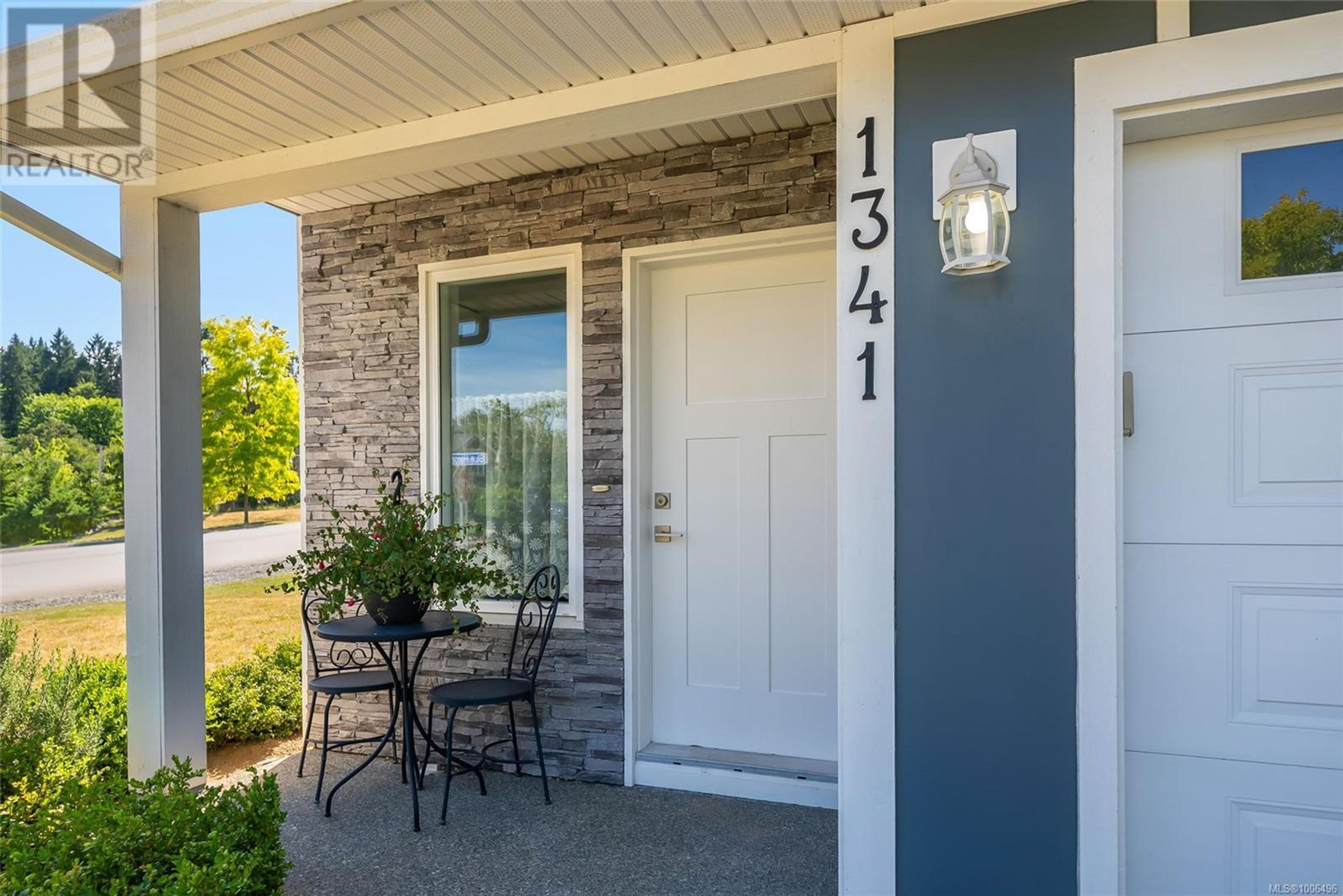 1341 Blue Heron Rd, Nanaimo - Exteriors - Photo 10