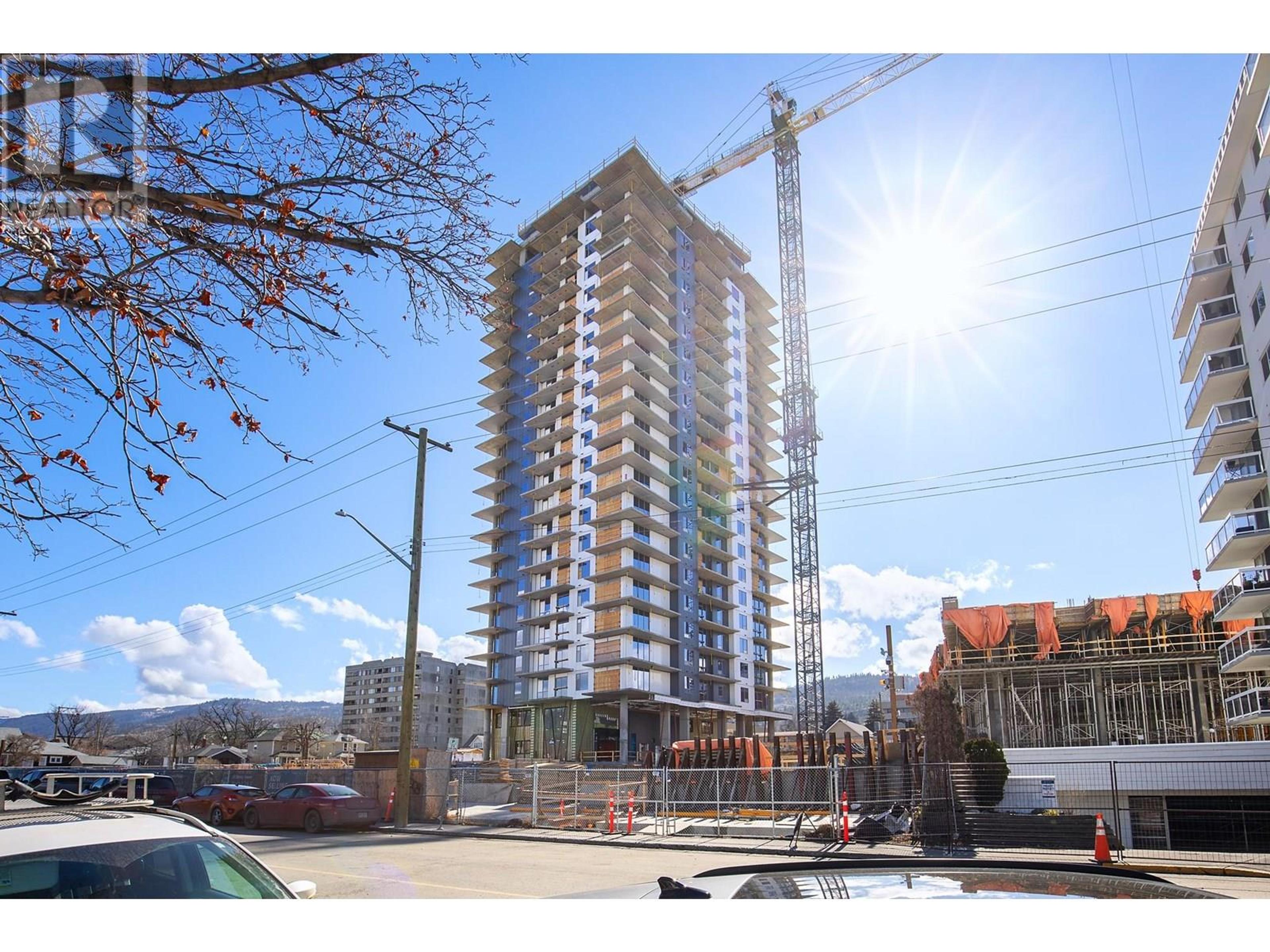 460 NICOLA Street, Kamloops - Exteriors - Photo 4