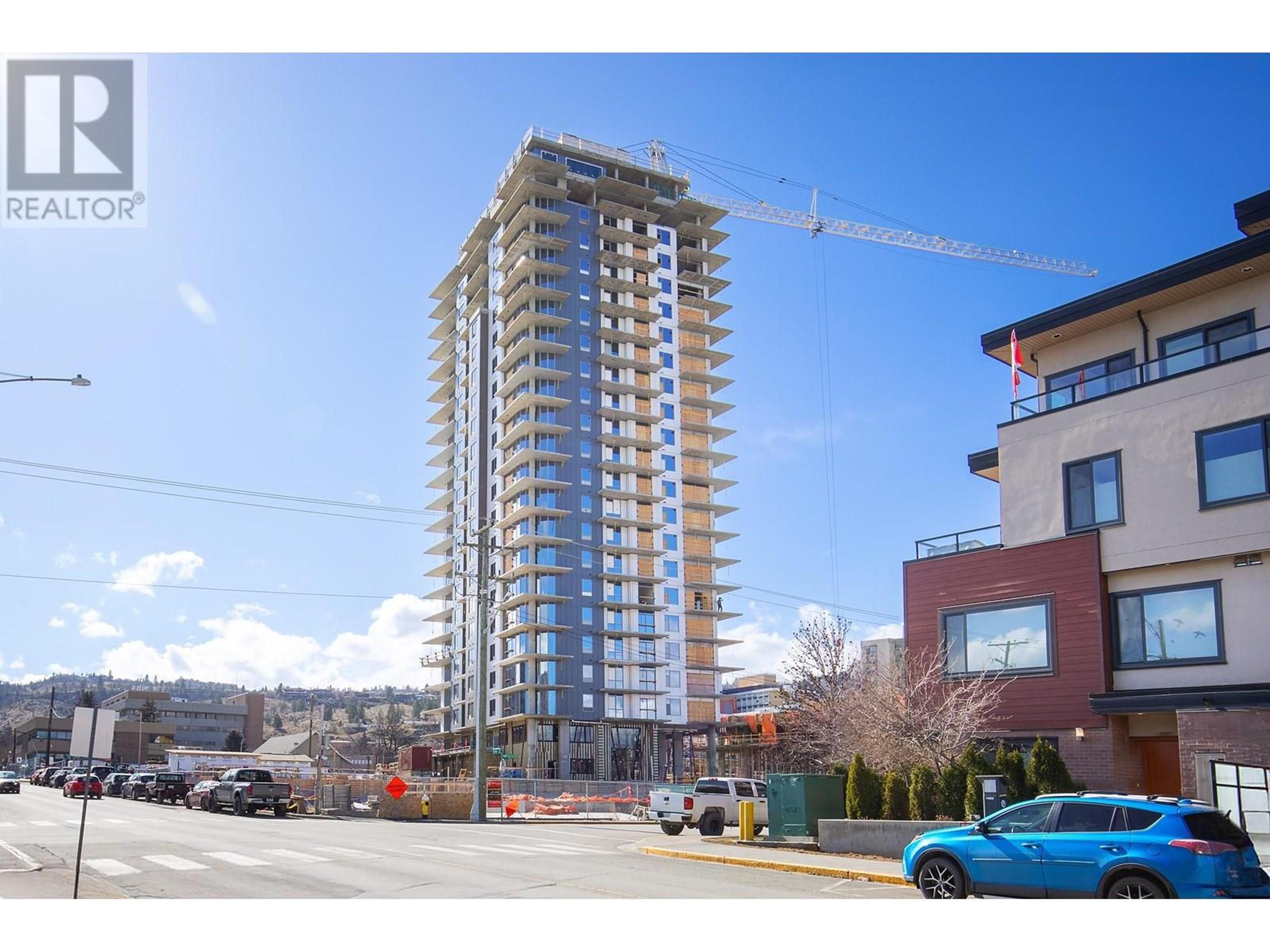 460 NICOLA Street, Kamloops - Exteriors - Photo 3