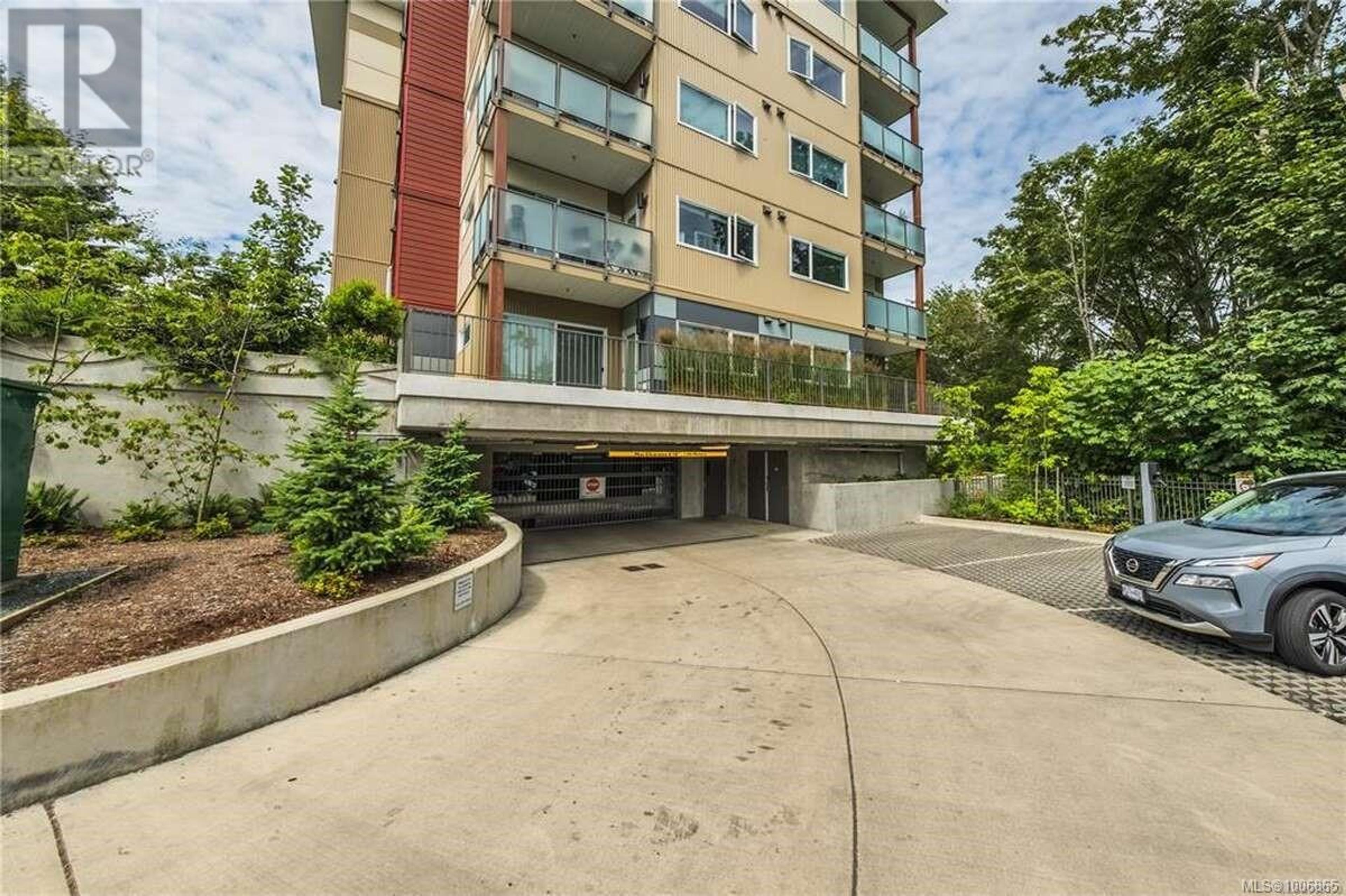 20 Barsby Ave, Nanaimo - Exteriors - Photo 13