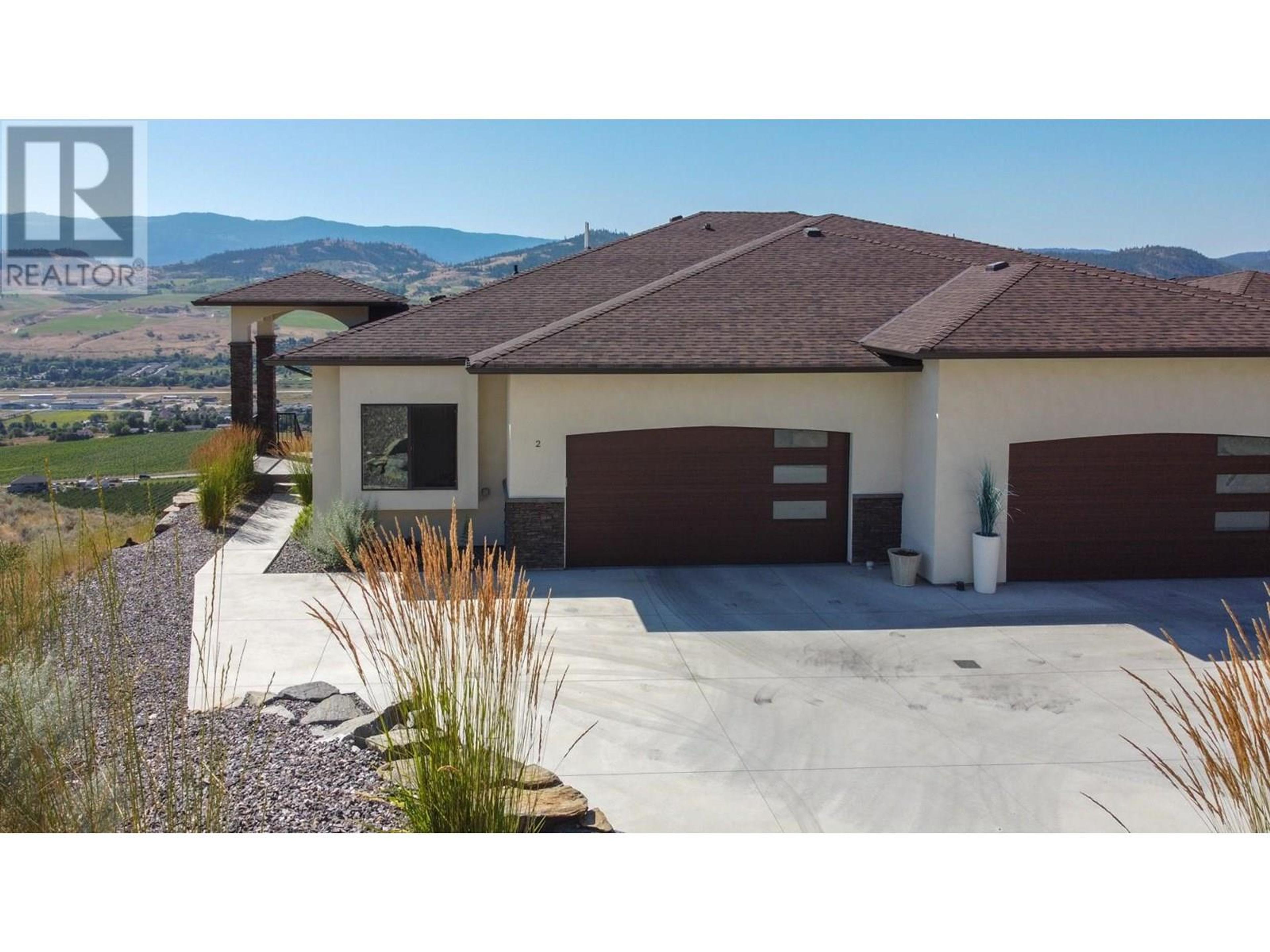 7716 Okanagan Hills Boulevard, Vernon - Exteriors - Photo 3