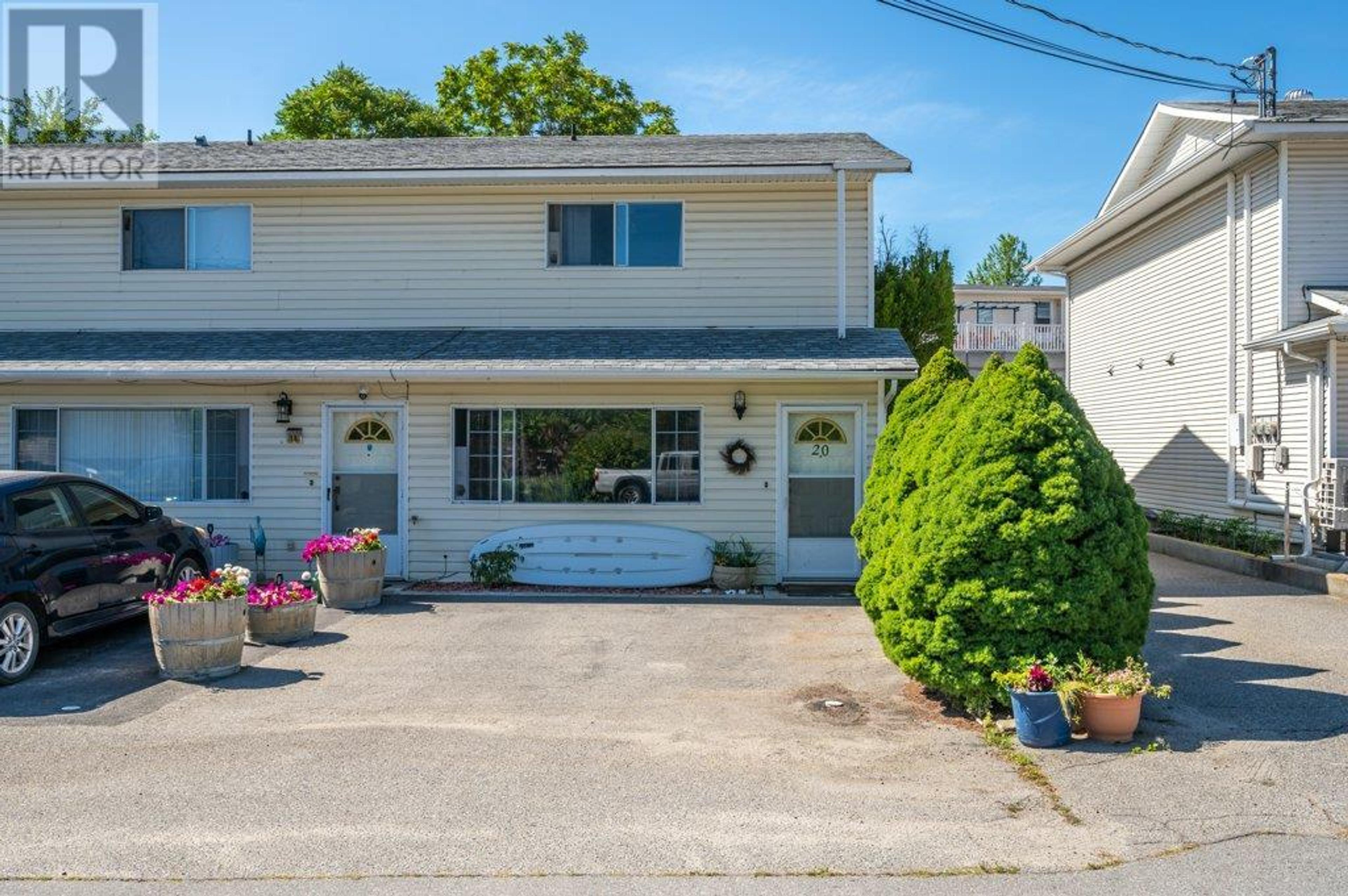 20 CACTUS Crescent, Osoyoos - Exteriors - Photo 1