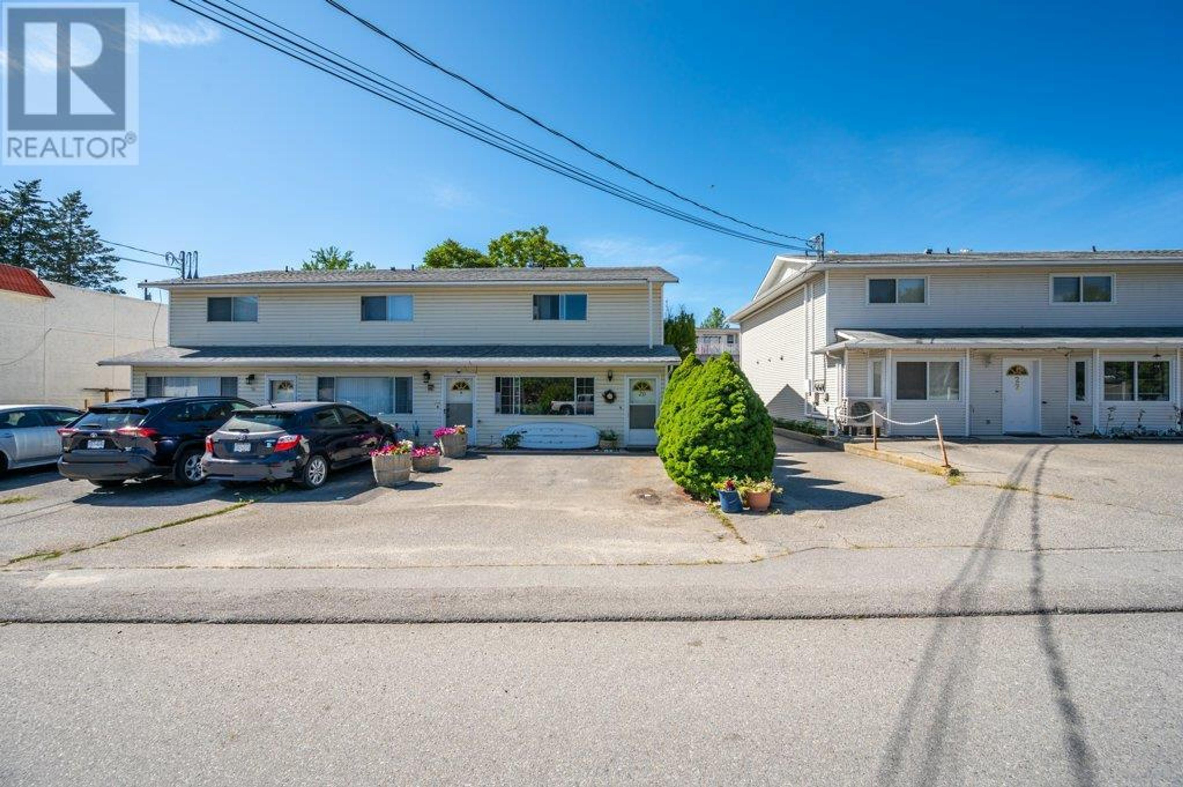 20 CACTUS Crescent, Osoyoos - Exteriors - Full Complex View - Photo 4