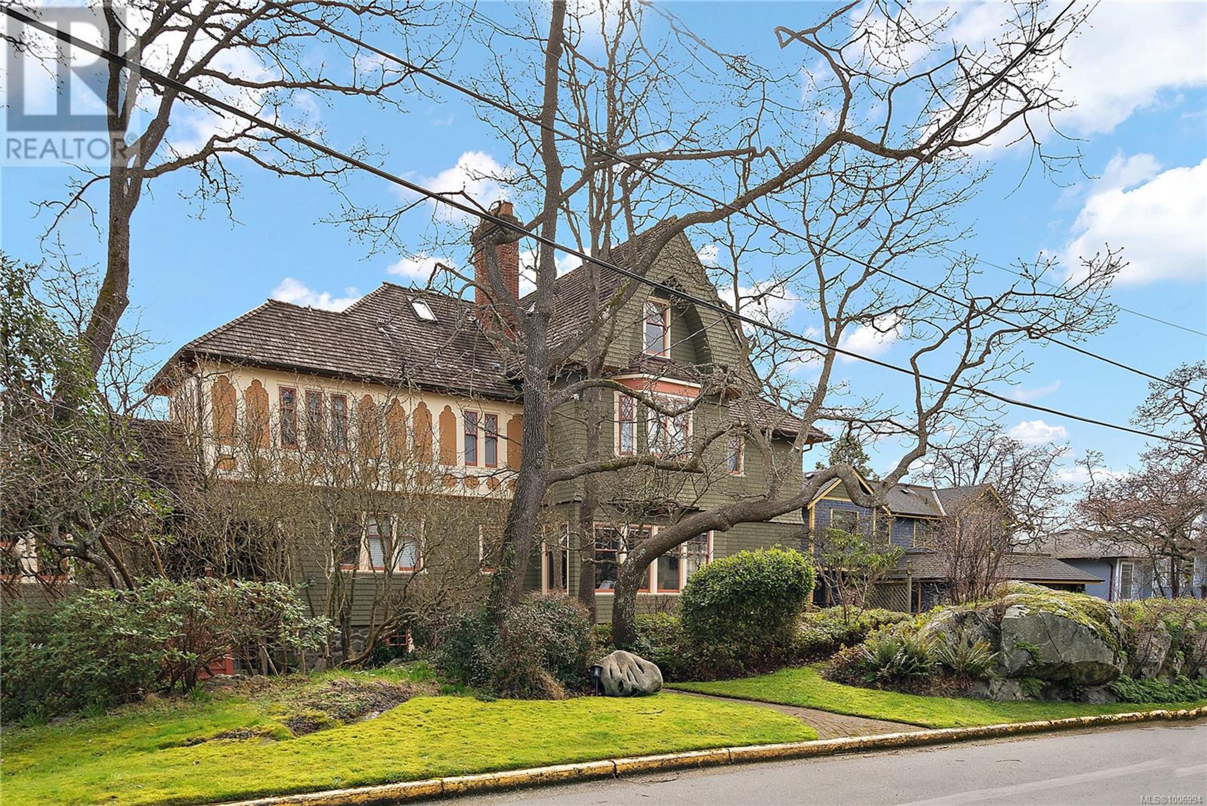 851 Wollaston St, Esquimalt - Exteriors - Photo 5