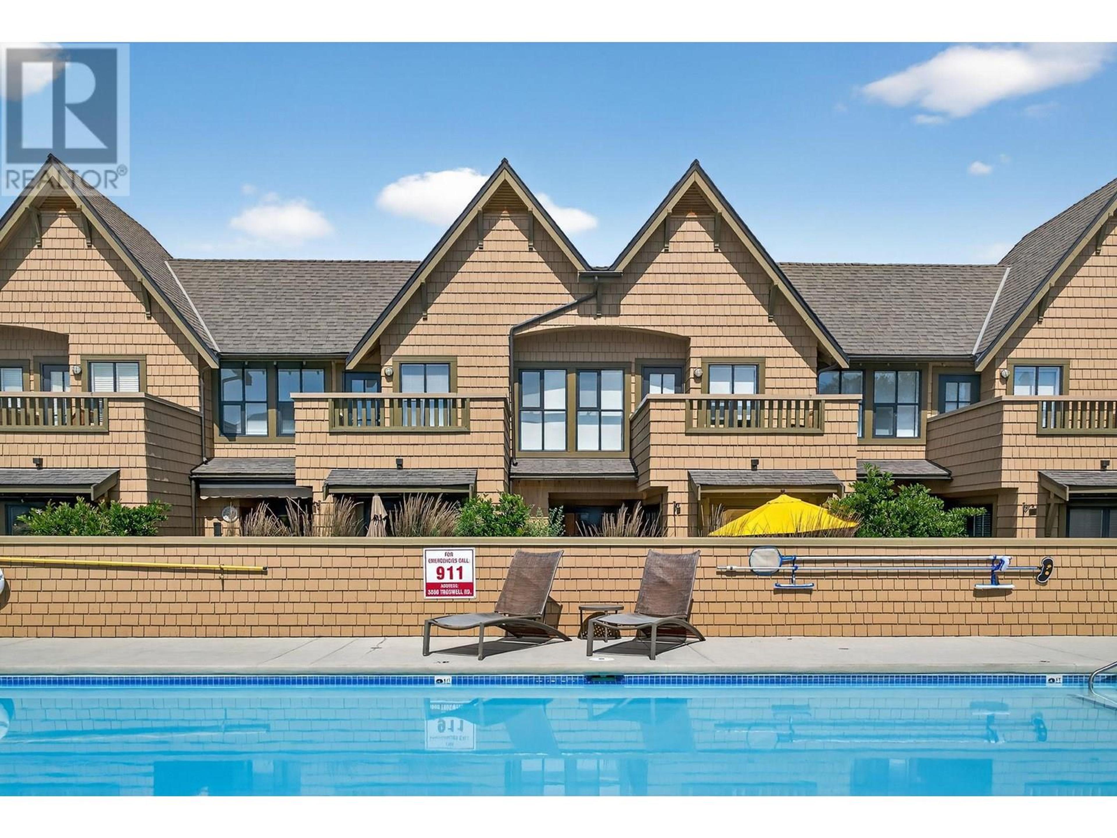 3880 Truswell Road, Kelowna - Exteriors - Full Complex View - Photo 4