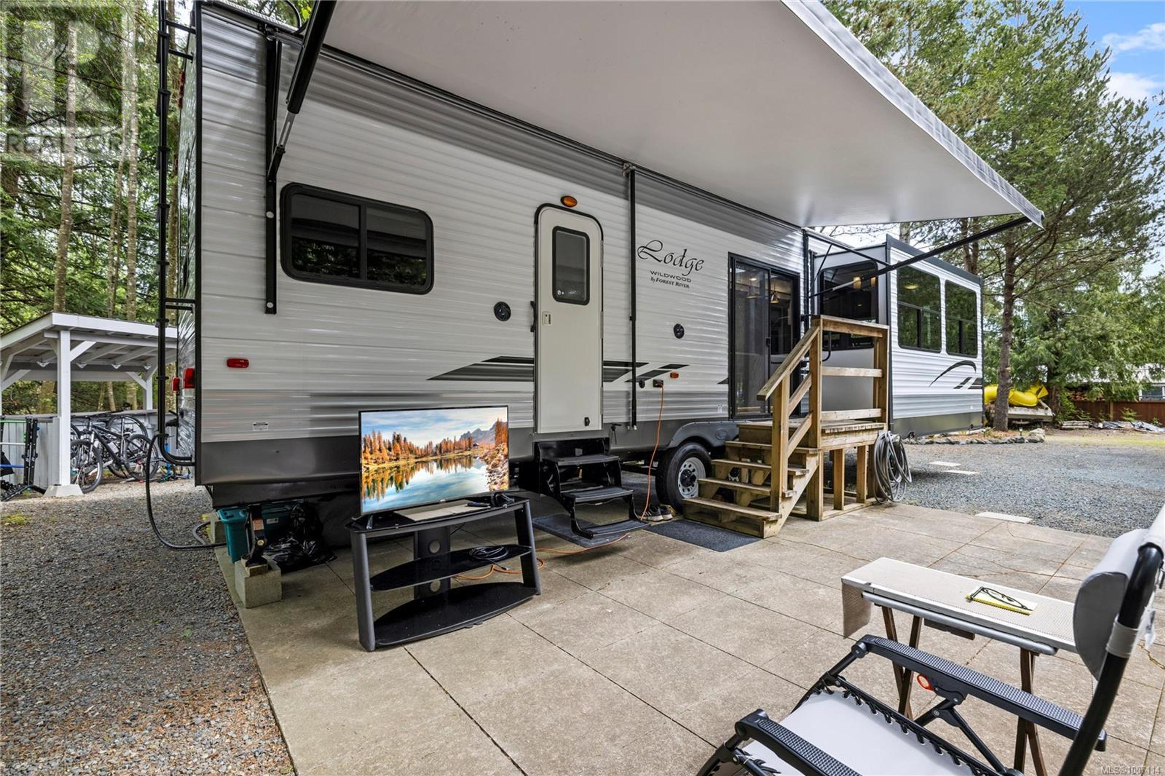 2650 Turnbull Rd, Qualicum Beach - Exteriors - Photo 2