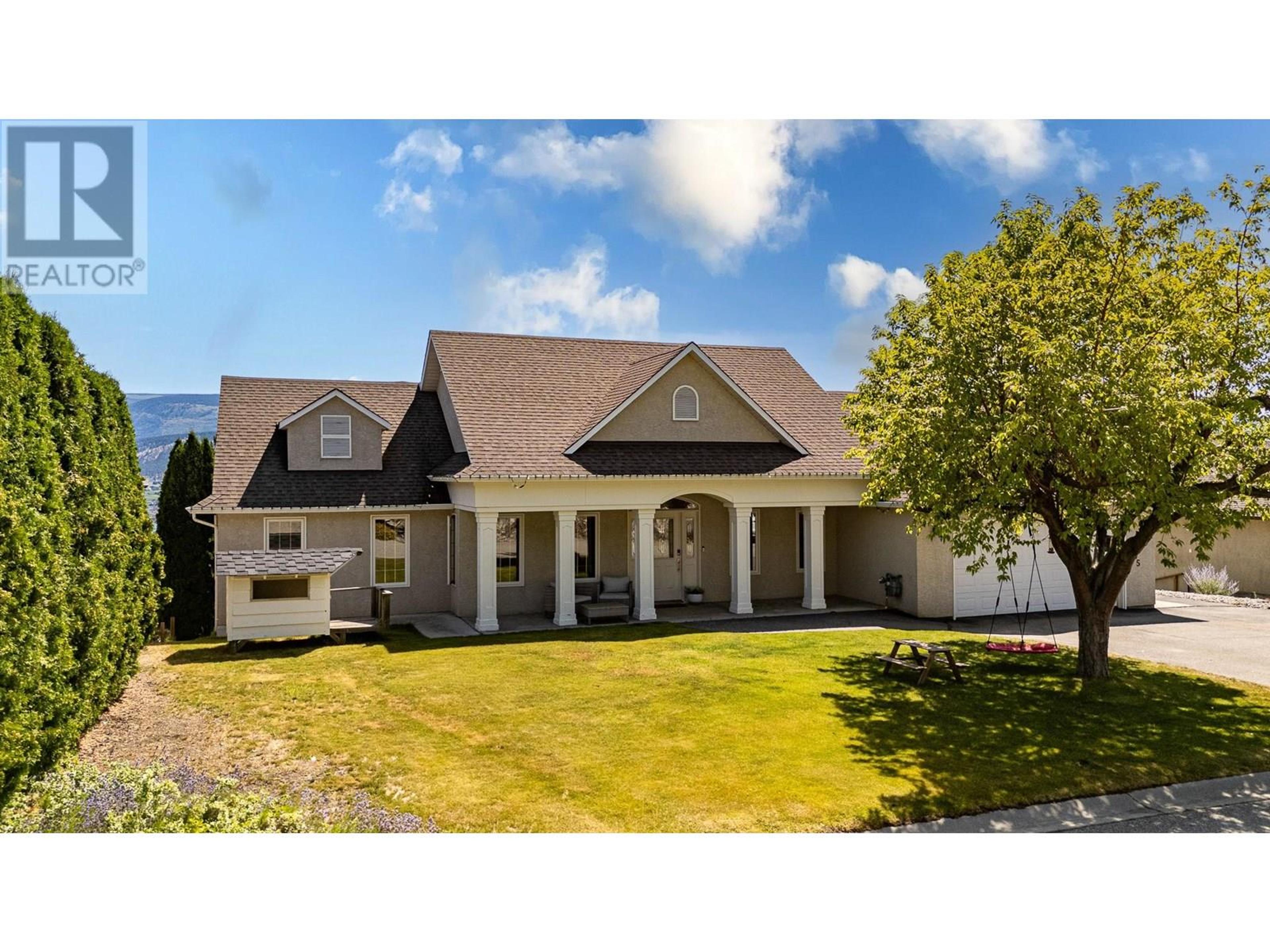 2455 Westwood Drive, Penticton - Exteriors - Photo 10