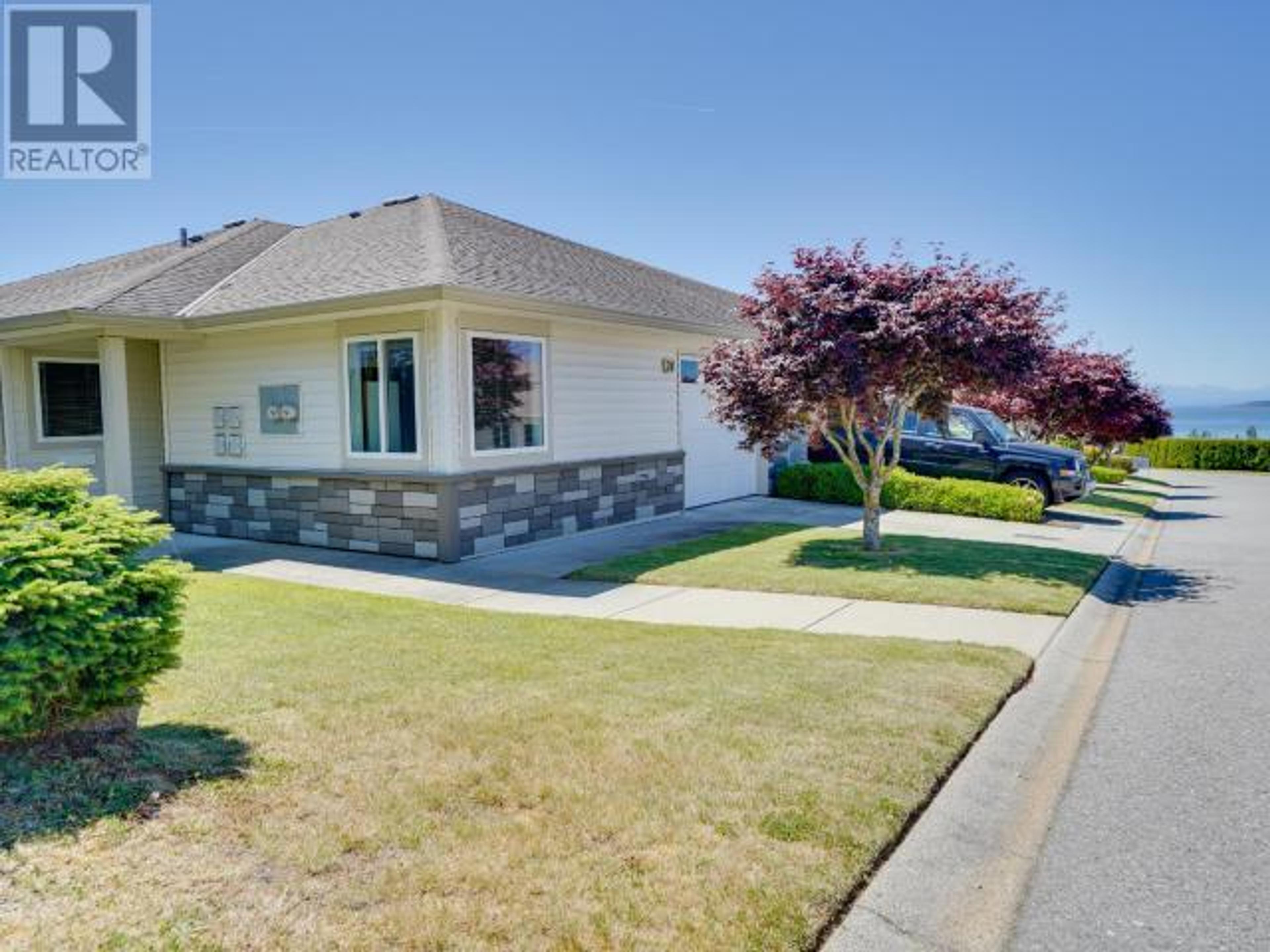 4415 MANSON AVE, Powell River - Exteriors - Photo 2