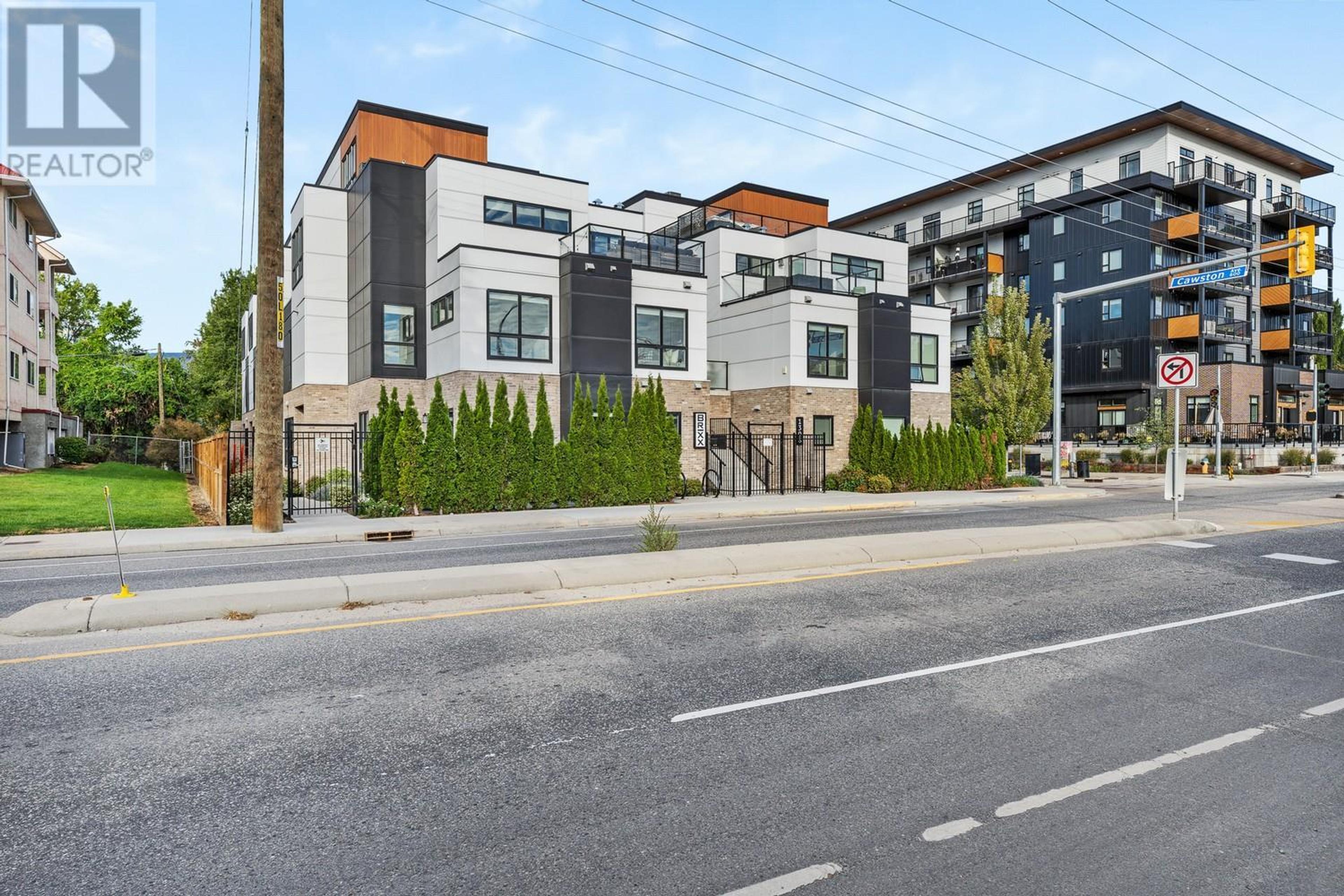 1308 Richter Street, Kelowna - Exteriors - Full Complex View - Photo 10