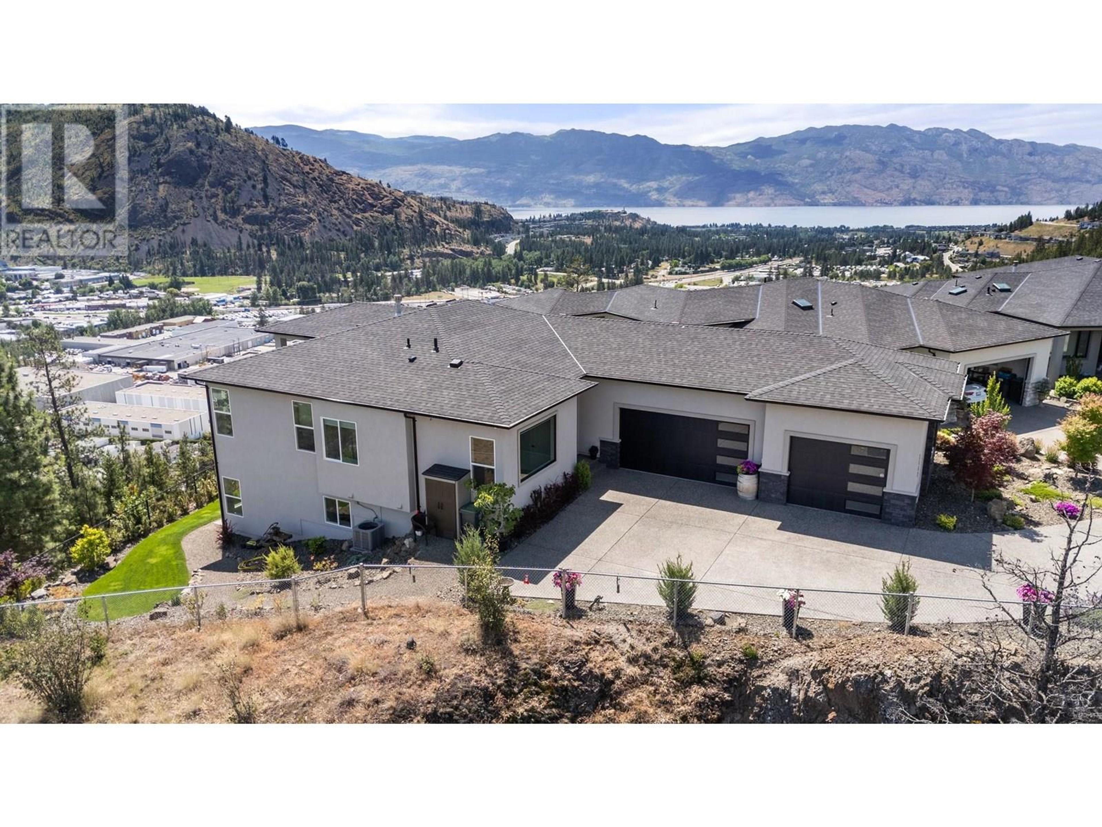 2502 Hedgestone Drive, West Kelowna - Exteriors - Drone/Aerial View - Photo 4