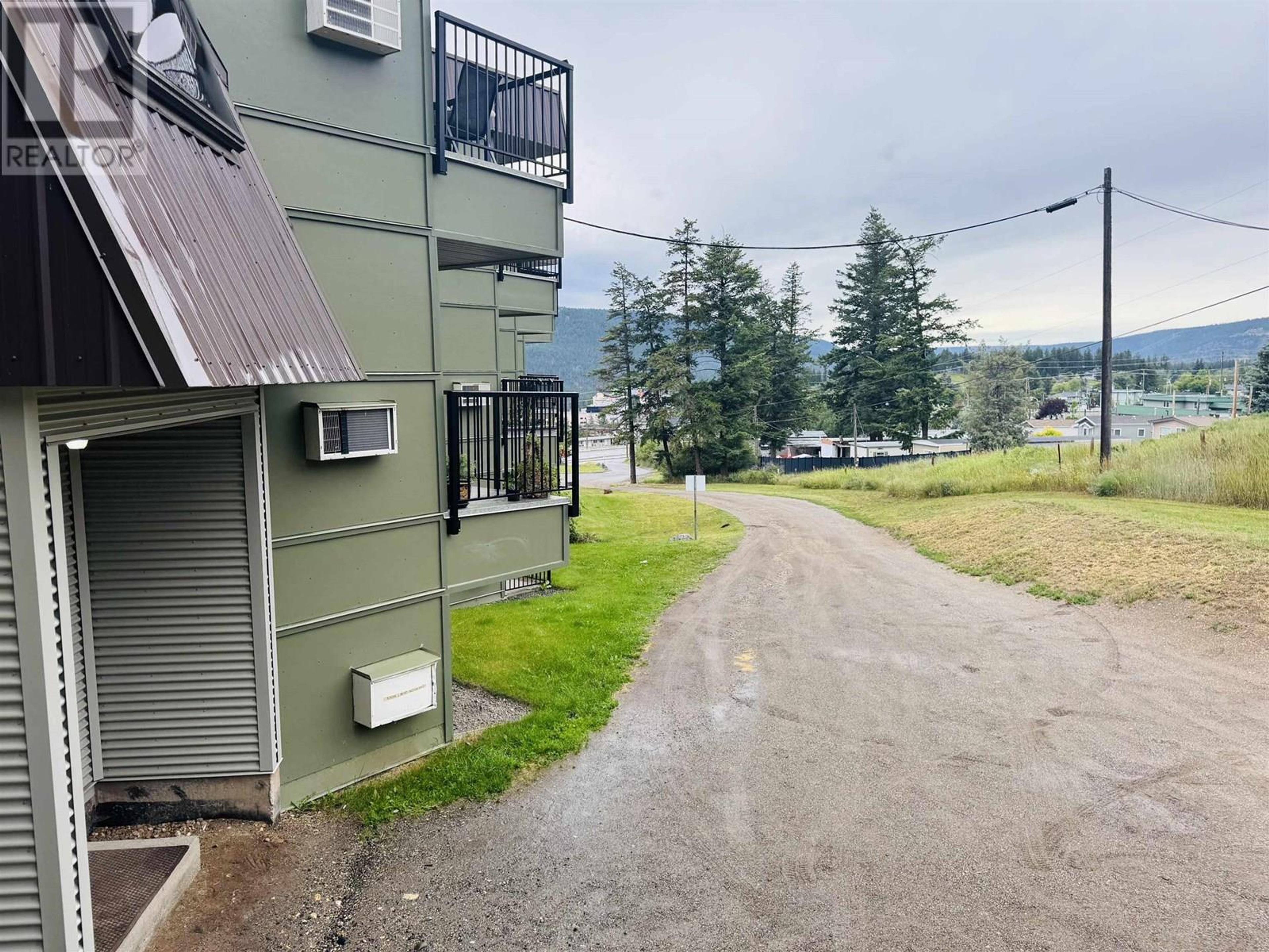 282 N BROADWAY AVENUE, Williams Lake - Exteriors - Photo 1