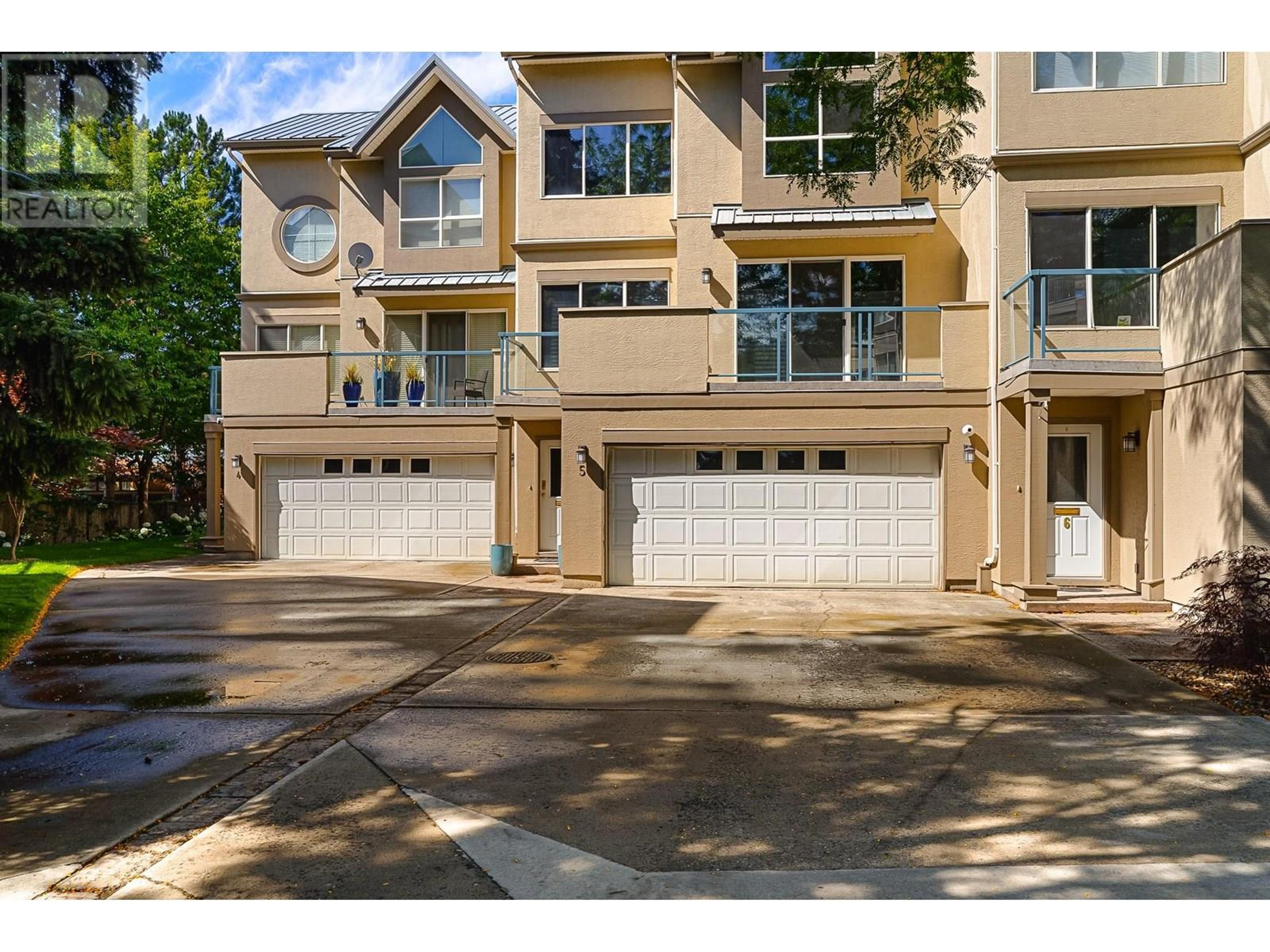 970 LORNE Street, Kamloops - Exteriors - Full Complex View - Photo 1