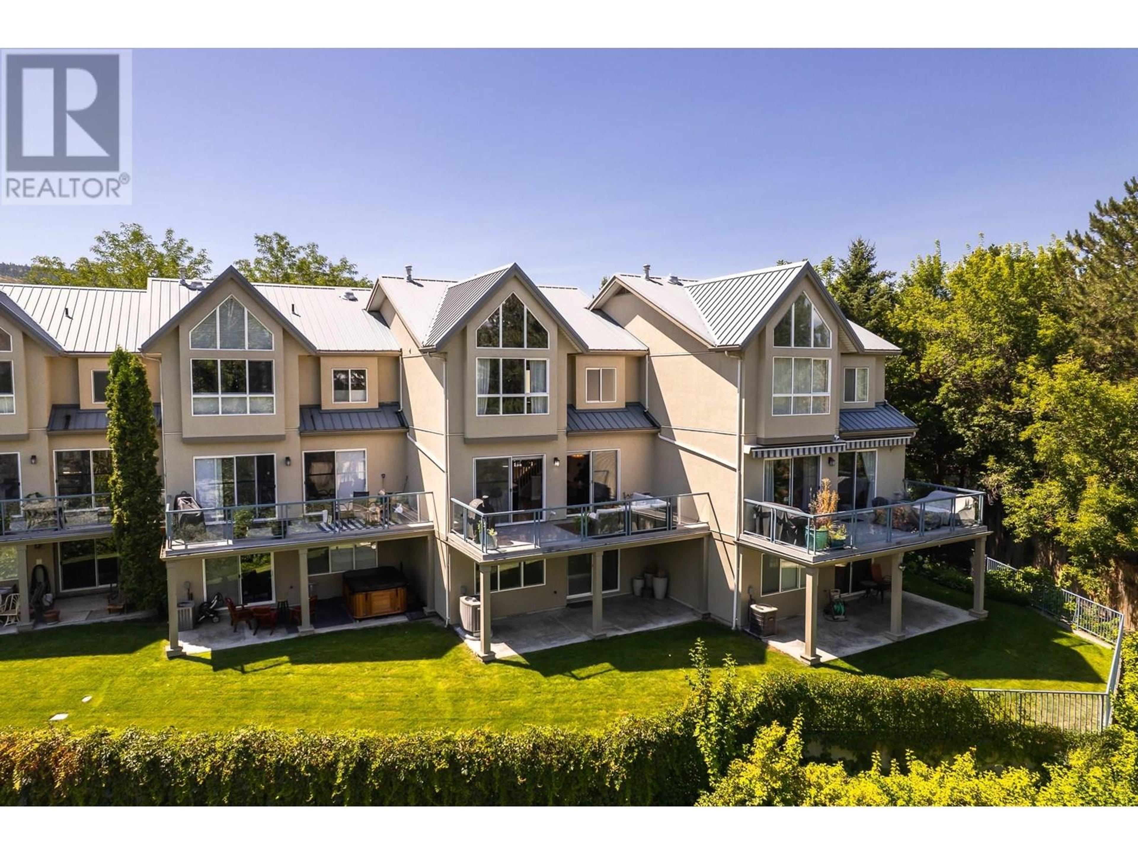 970 LORNE Street, Kamloops - Exteriors - Full Complex View, Drone/Aerial View - Photo 3