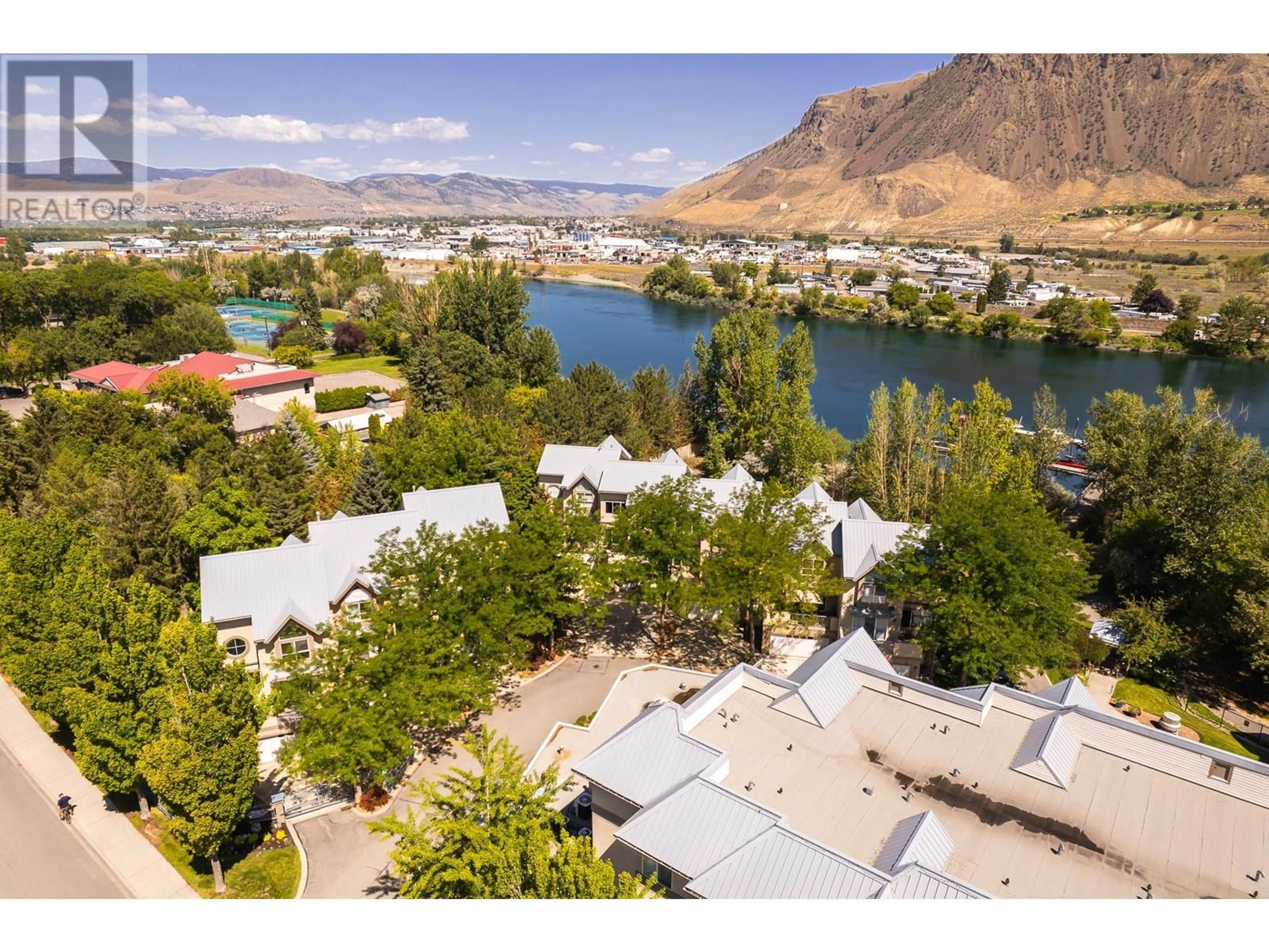 970 LORNE Street, Kamloops - Exteriors - Full Complex View, Drone/Aerial View - Photo 9