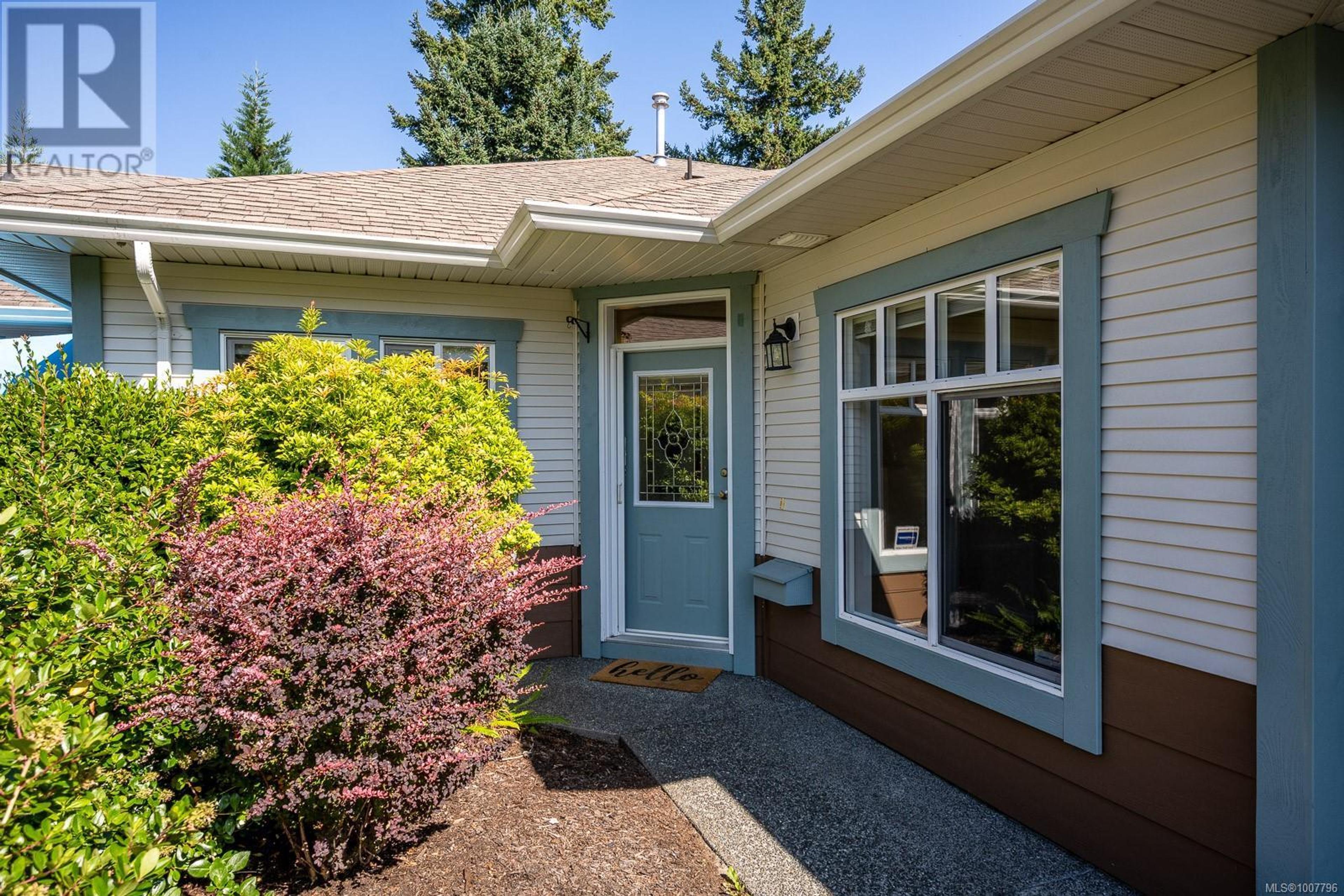 1220 Guthrie Rd, Comox - Exteriors - Photo 2