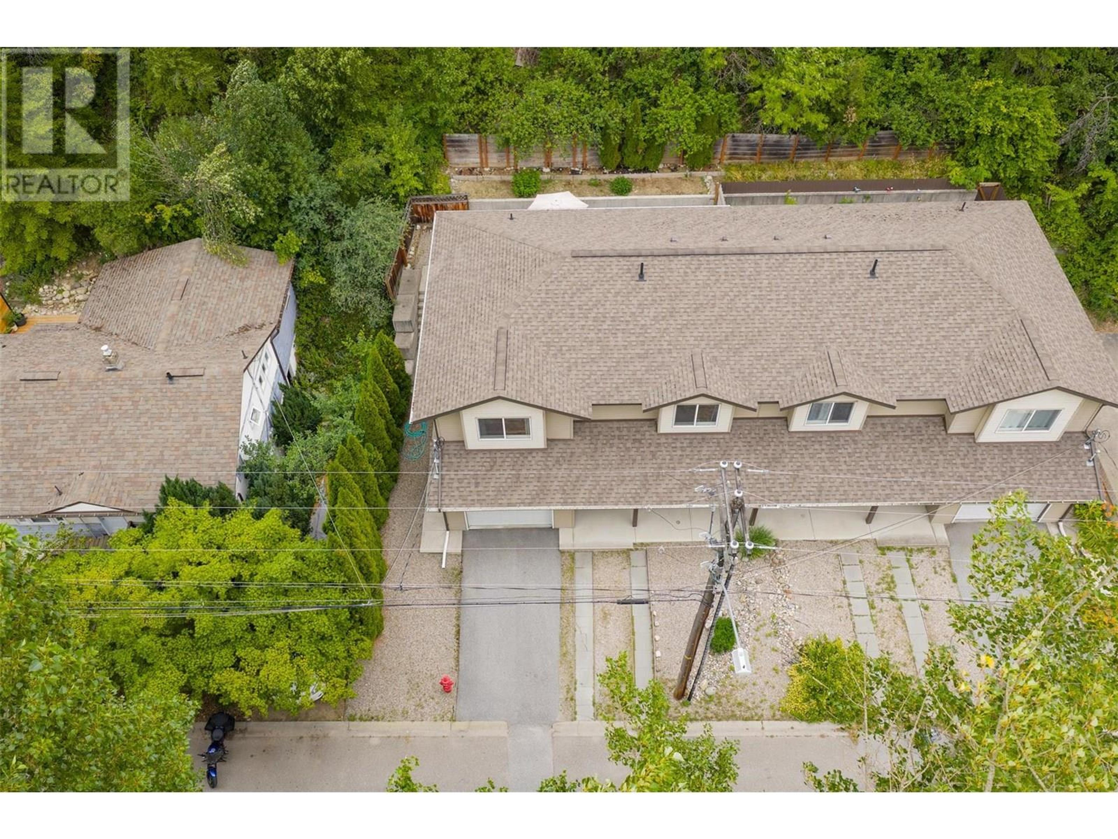A-673 11th Ave Avenue, Castlegar - Exteriors - Drone/Aerial View - Photo 1