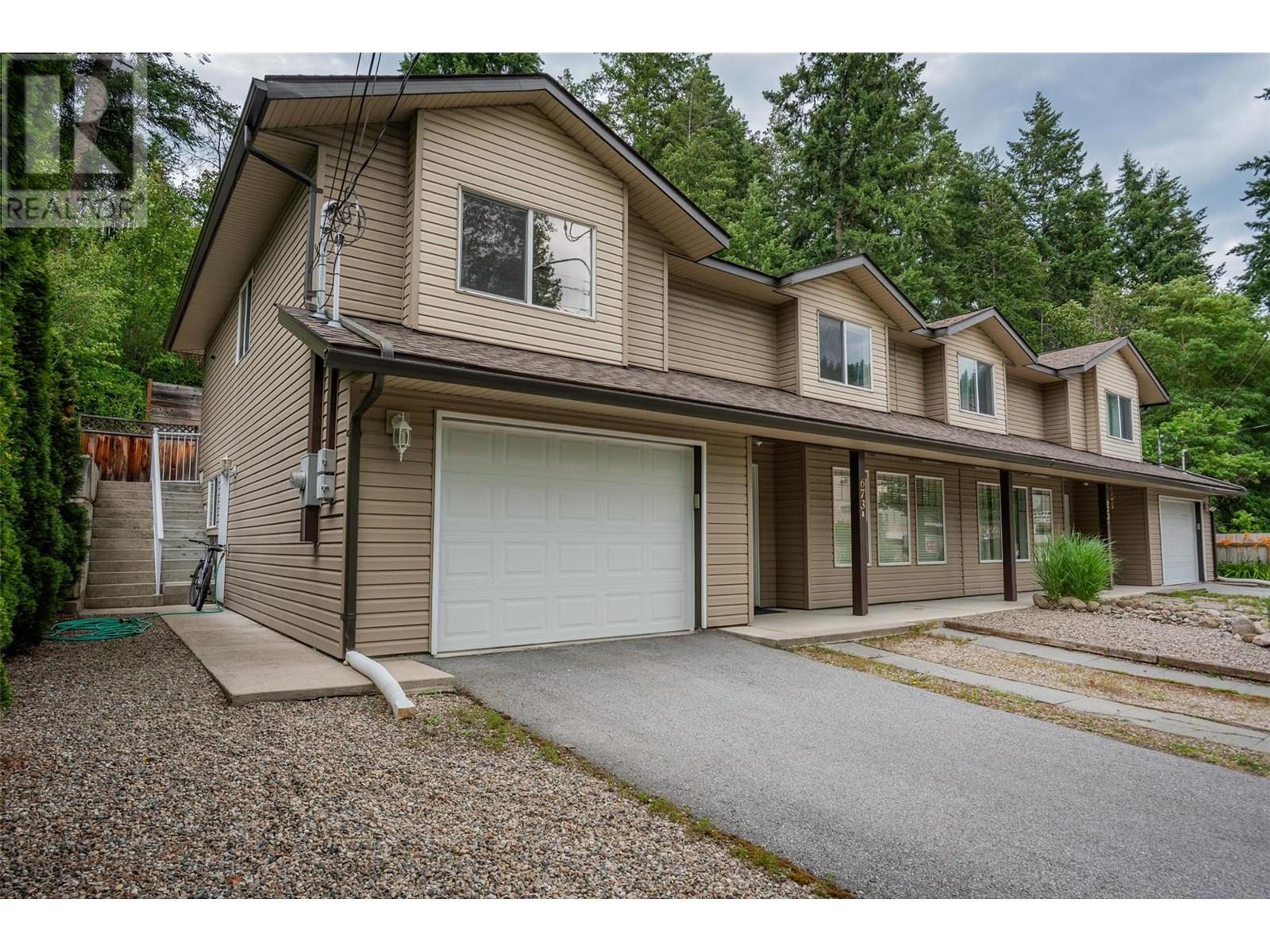 A-673 11th Ave Avenue, Castlegar - Exteriors - Full Complex View - Photo 5