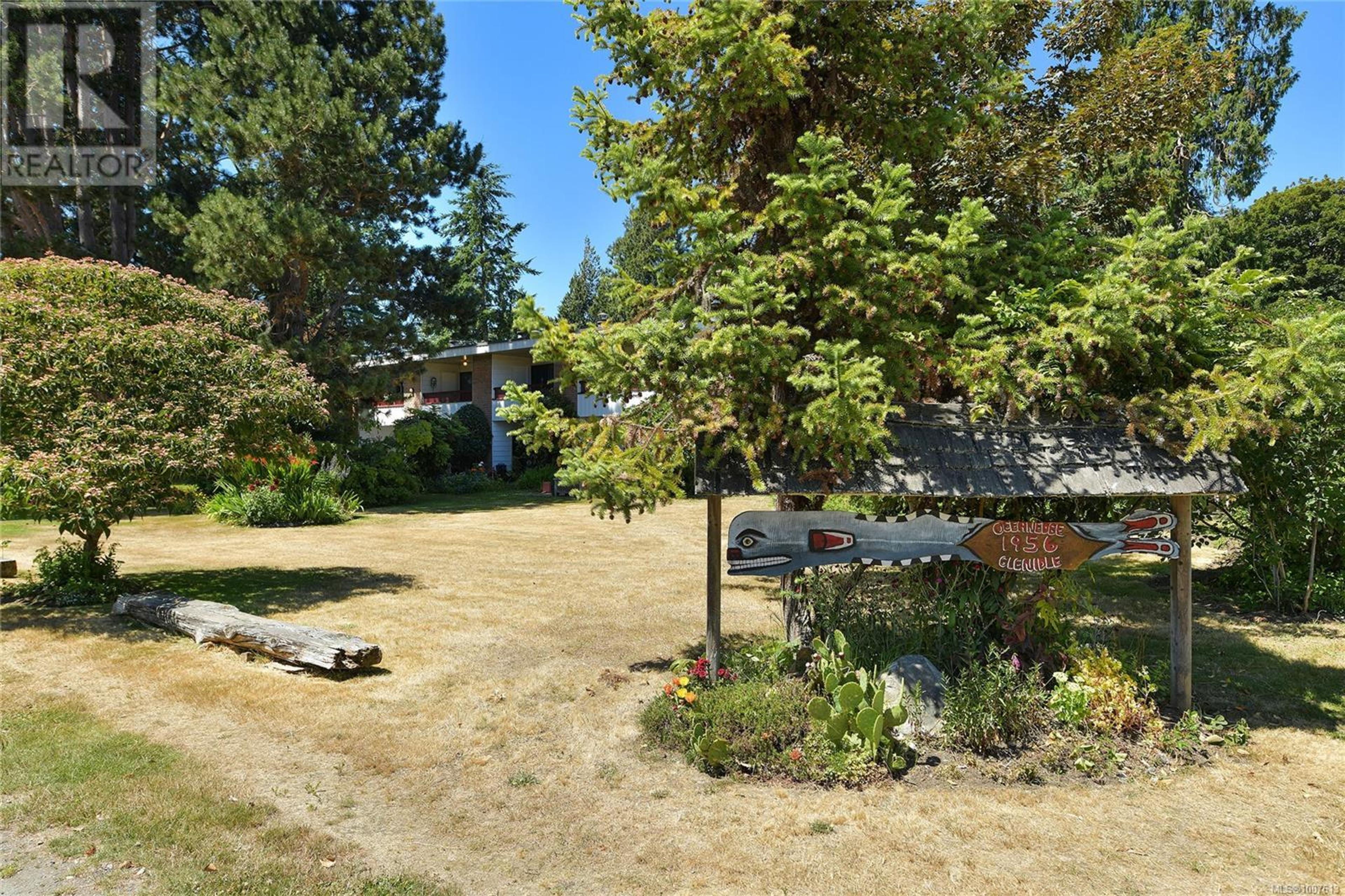1956 Glenidle Rd, Sooke - Exteriors - Photo 3