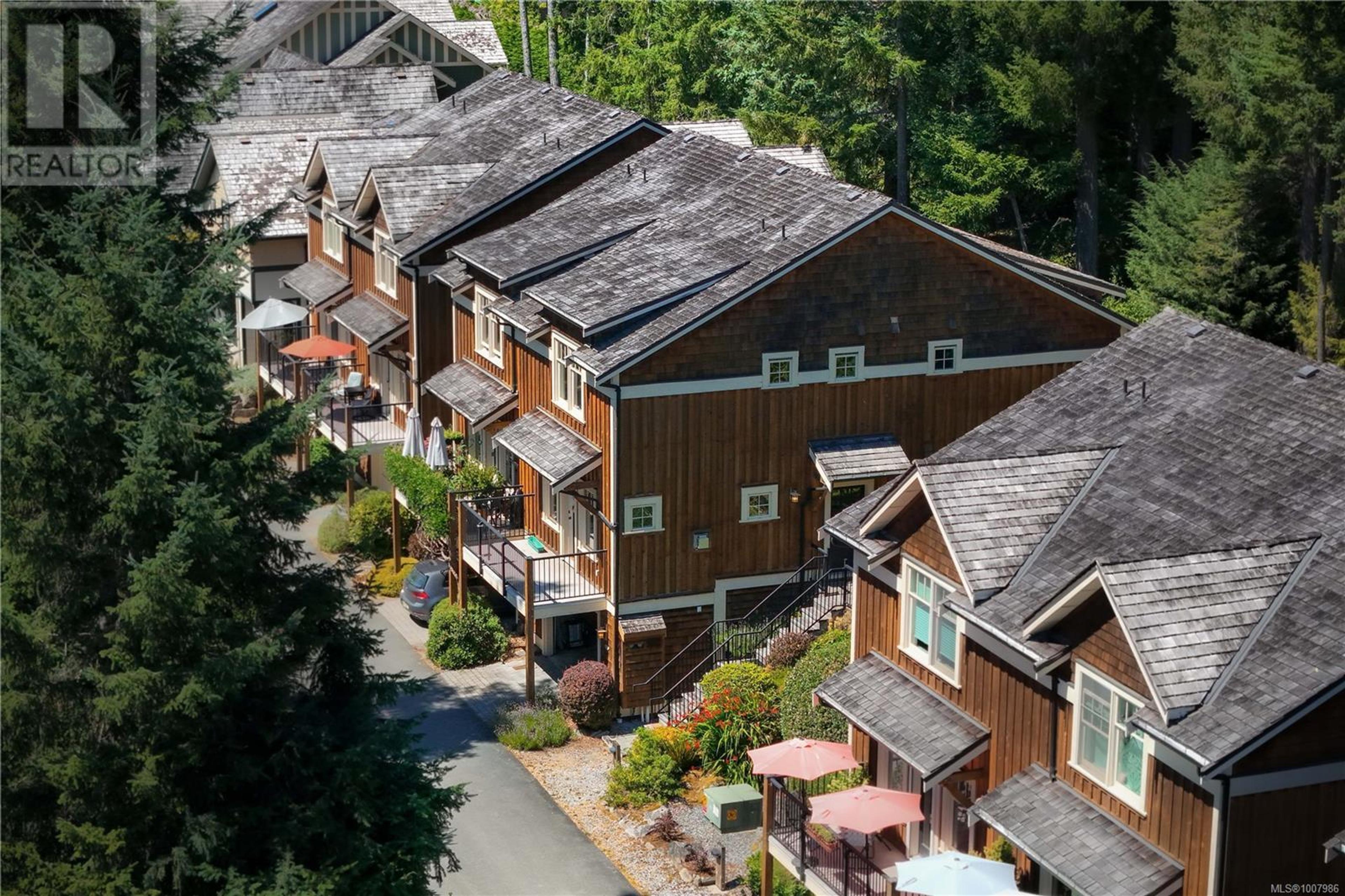 107 Atkins Rd, Salt Spring - Exteriors - Full Complex View, Drone/Aerial View - Photo 4