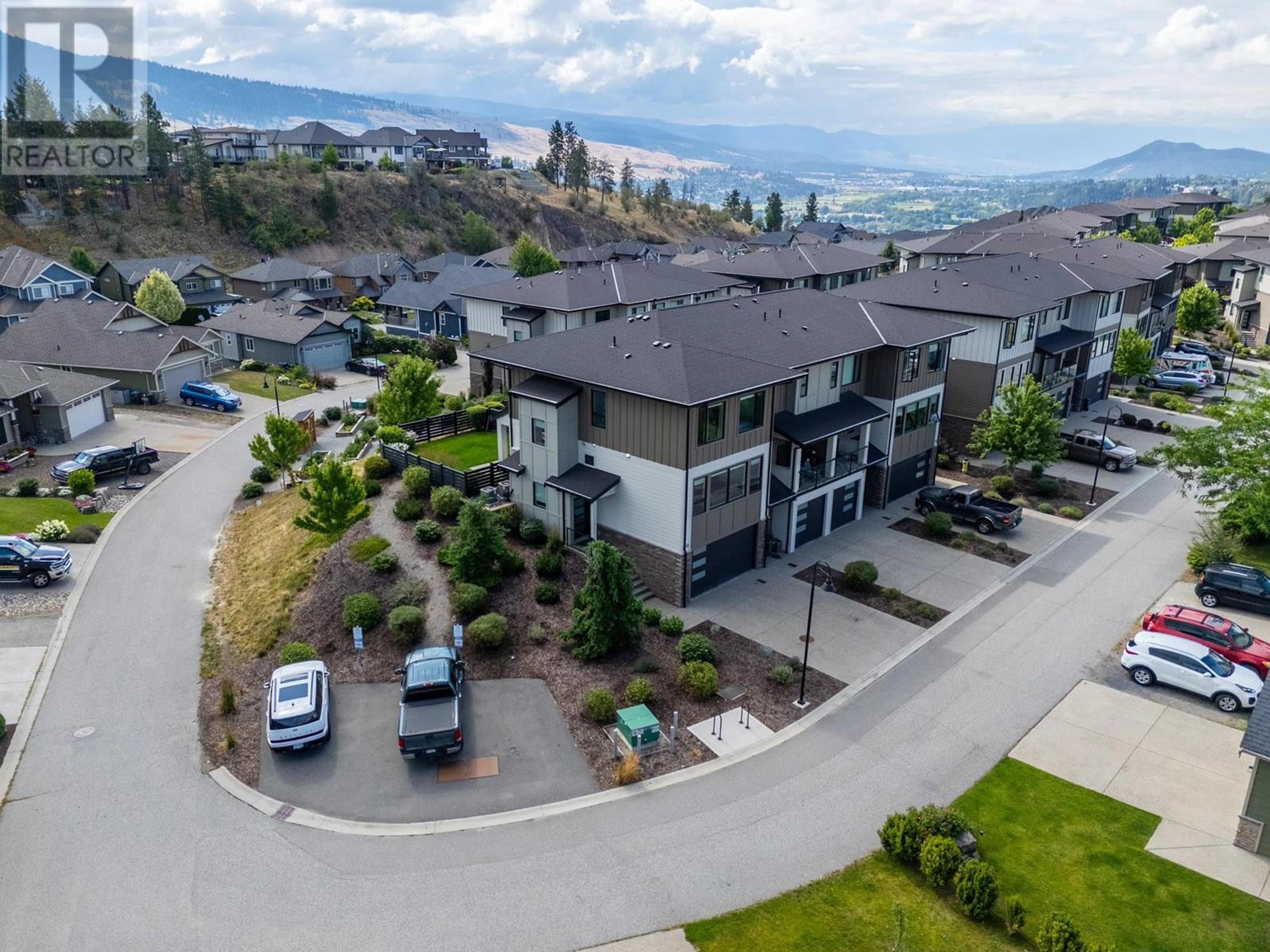 12798 Lake Hill Drive, Lake Country - Exteriors - Full Complex View, Drone/Aerial View - Photo 10