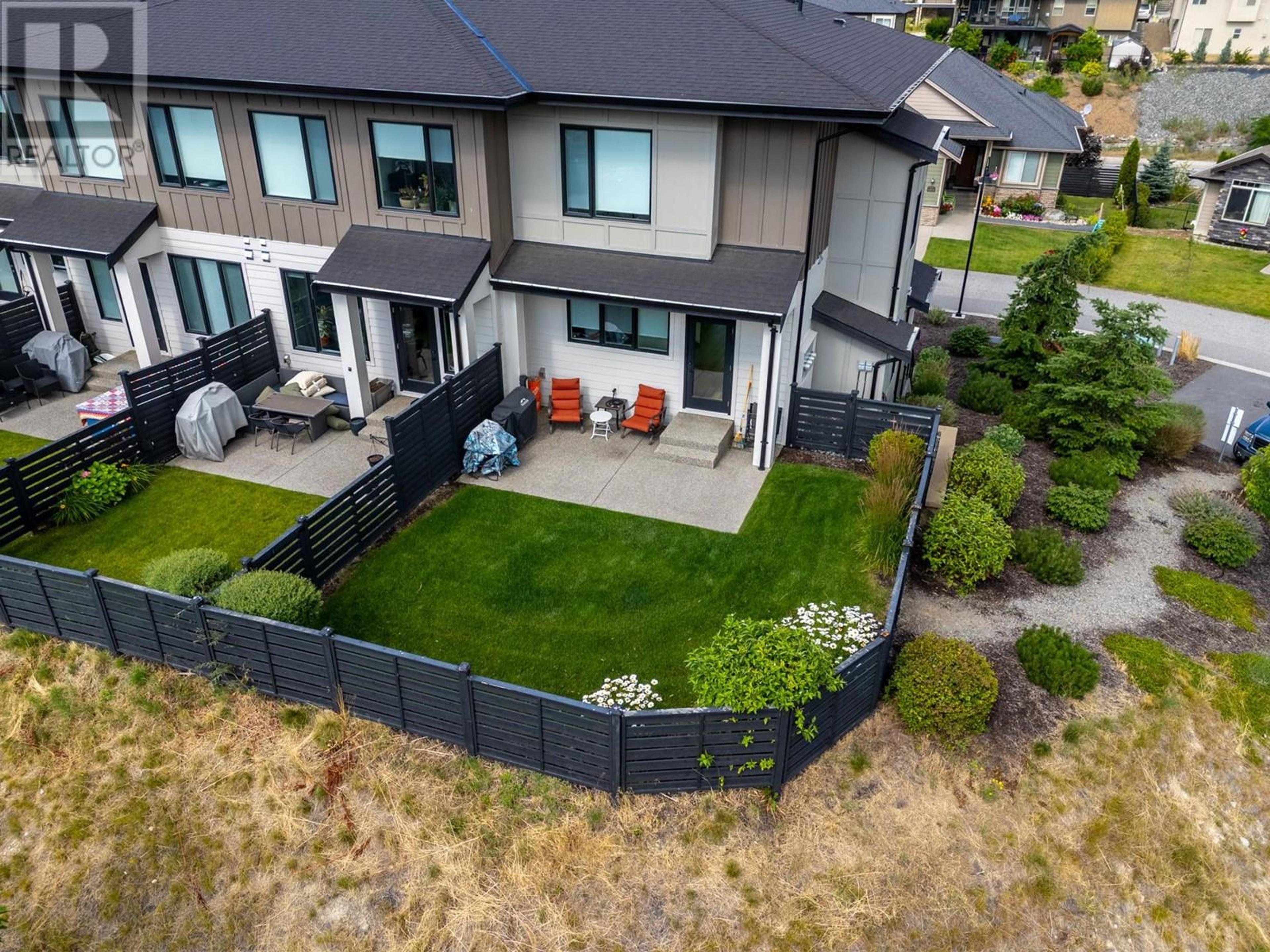 12798 Lake Hill Drive, Lake Country - Exteriors - Drone/Aerial View - Photo 11