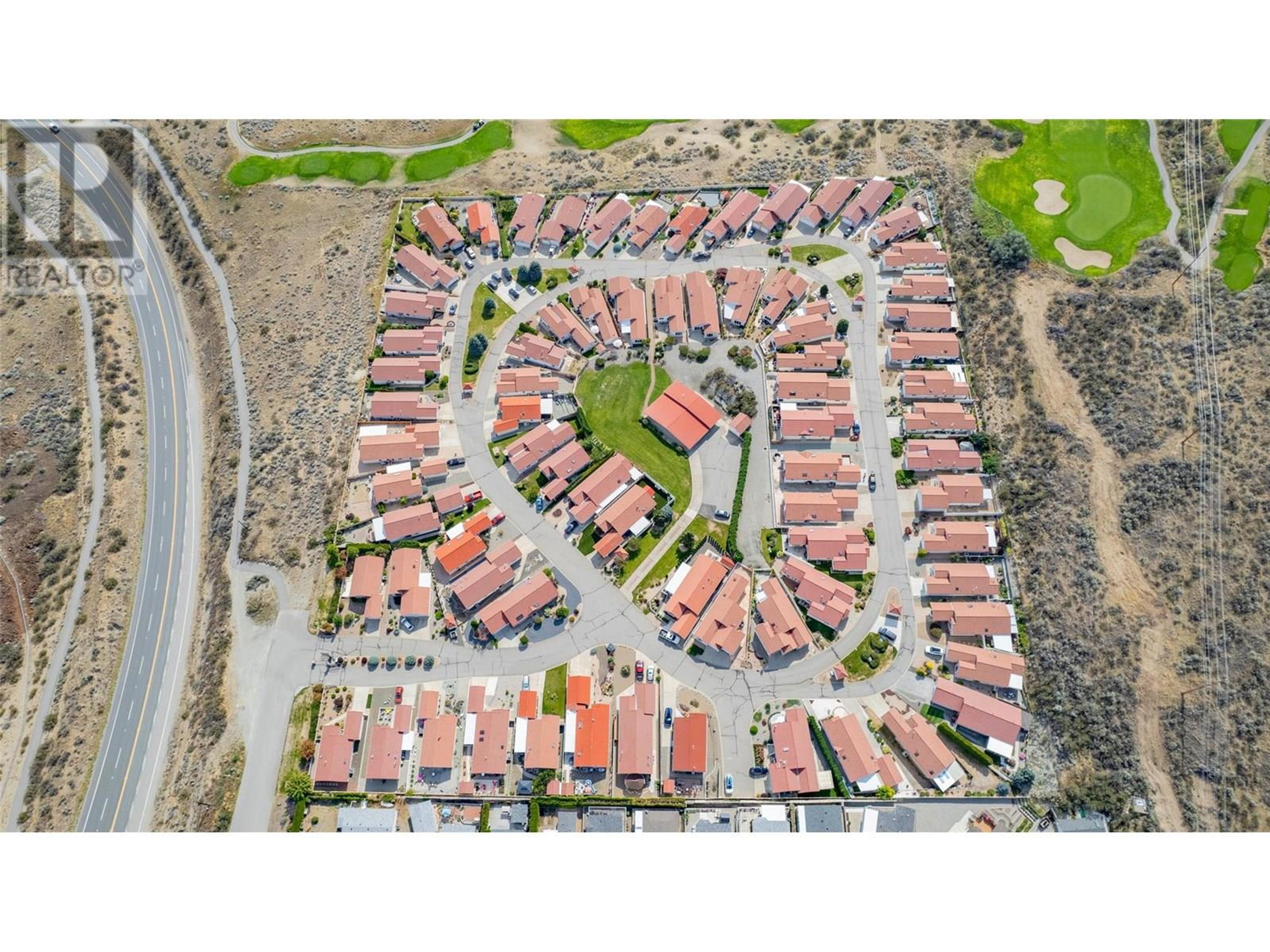 9400 115th Street, Osoyoos - Exteriors - Full Complex View, Drone/Aerial View - Photo 4